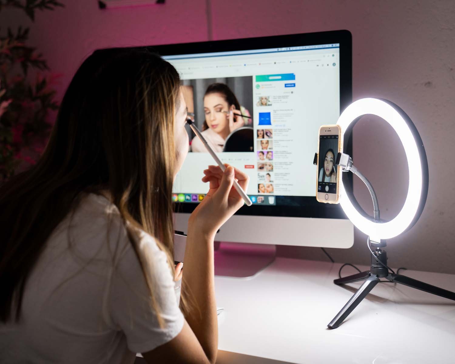 10 LED Portable Table Ring Light with Adjustable Brightness - Perfect for Makeup, Live Streaming, Video Calls & Photography - Virgo