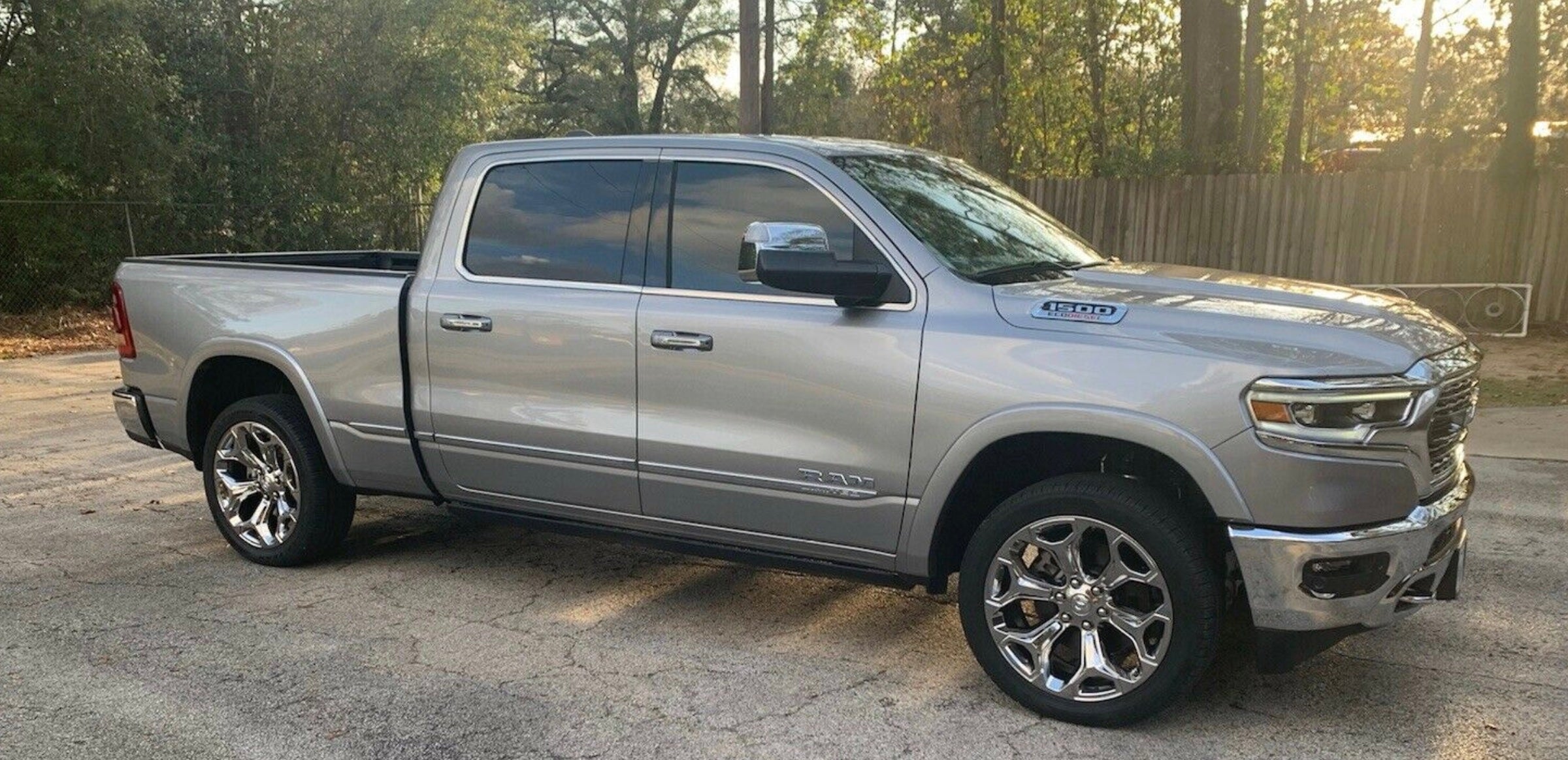 20 GMC Sierra 1500 Yukon Bright Chrome Wheels Rims - Factory OEM Set of 4 (Part #5699) - Perfect for Off-Roading & Truck Upgrades