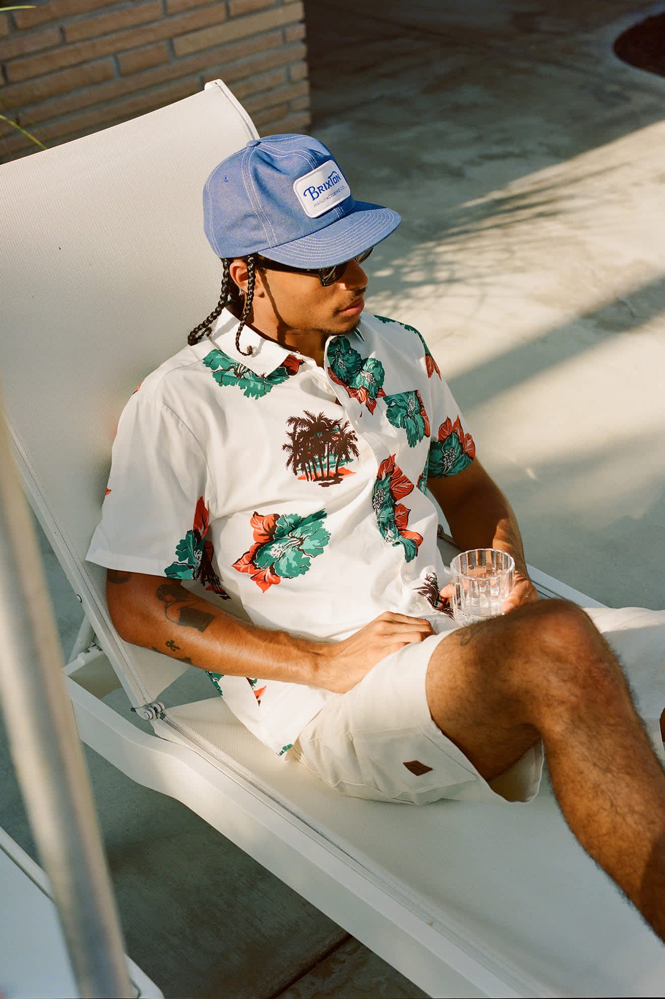 CRU Print Relaxed Short Sleeve Shirt - Off White & Aquatic Green Floral Design - Casual Summer Wear for Men & Women