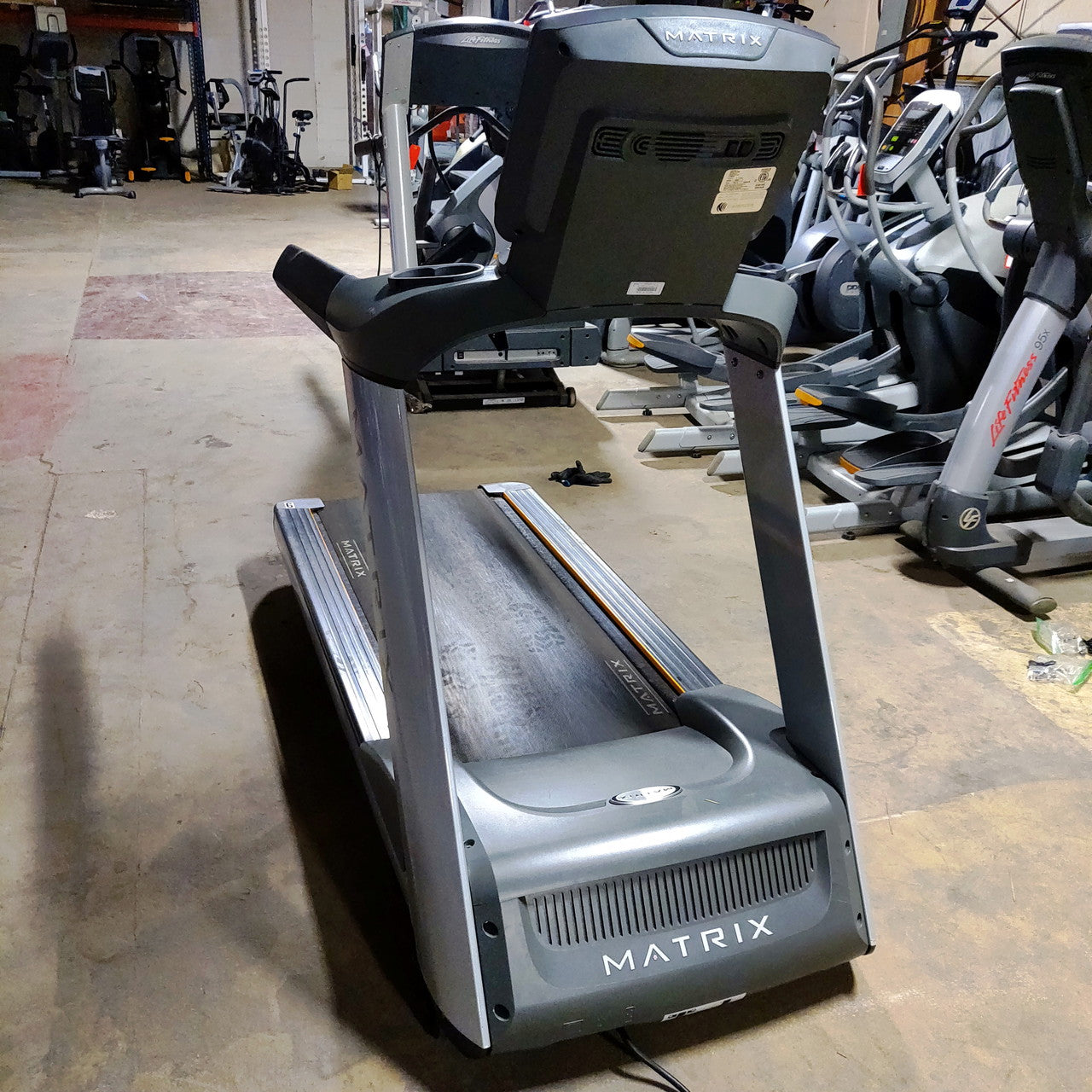 Matrix T7Xe Treadmill - Premium Folding Treadmill for Home Gym with 12 Preset Programs, 3.5HP Motor & Bluetooth Connectivity - Perfect for Cardio, Running & Weight Loss Workouts at Home