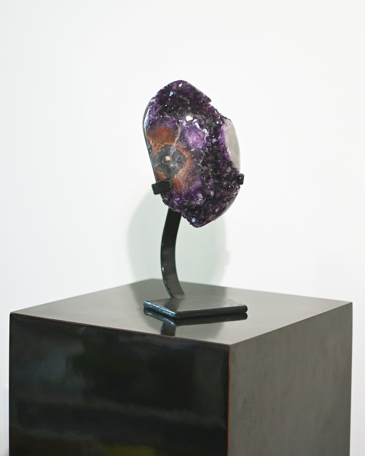 Natural Amethyst Crystal Geode on Wooden Stand - 4.6lbs Raw Purple Quartz Cluster - Home Decor, Meditation & Healing Crystal Gift