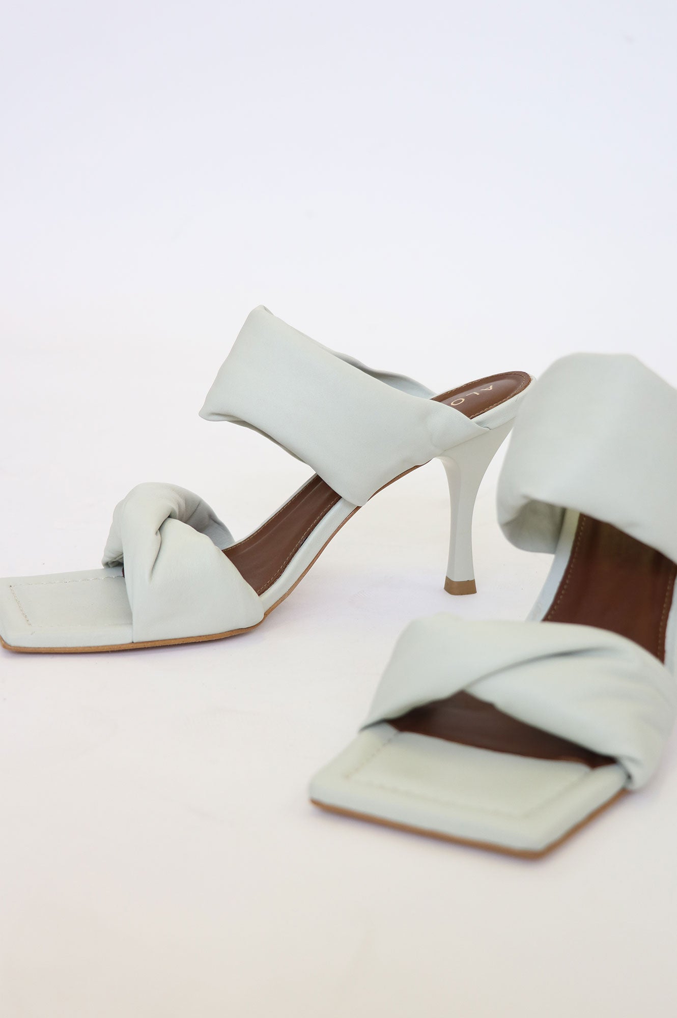 Comfortable Twist Strap Sandals for Women - Off White | Casual Summer Shoes for Beach, Walking & Outdoor Activities