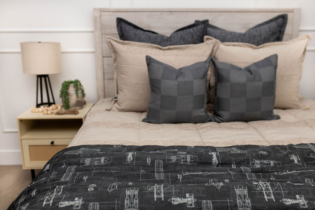 Premium Soft Fleece Ace Blanket - Ultra Cozy & Warm for Winter - Perfect for Bed, Sofa, and Travel Use
