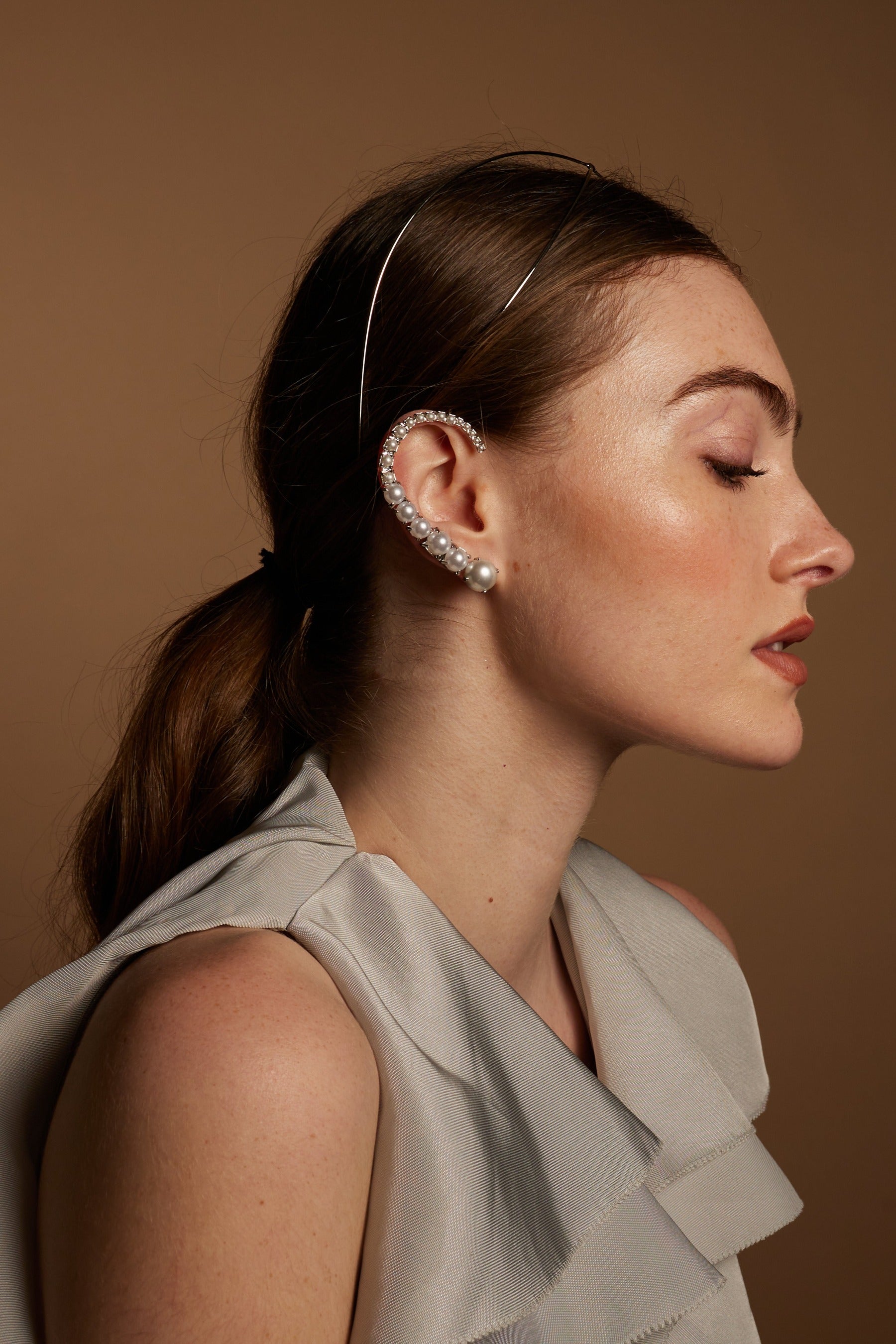 Leia Pearl Ear Cuff - Elegant Non-Pierced Ear Cuff Jewelry for Women, Trendy Boho Fashion Accessory for Parties, Weddings & Everyday Wear