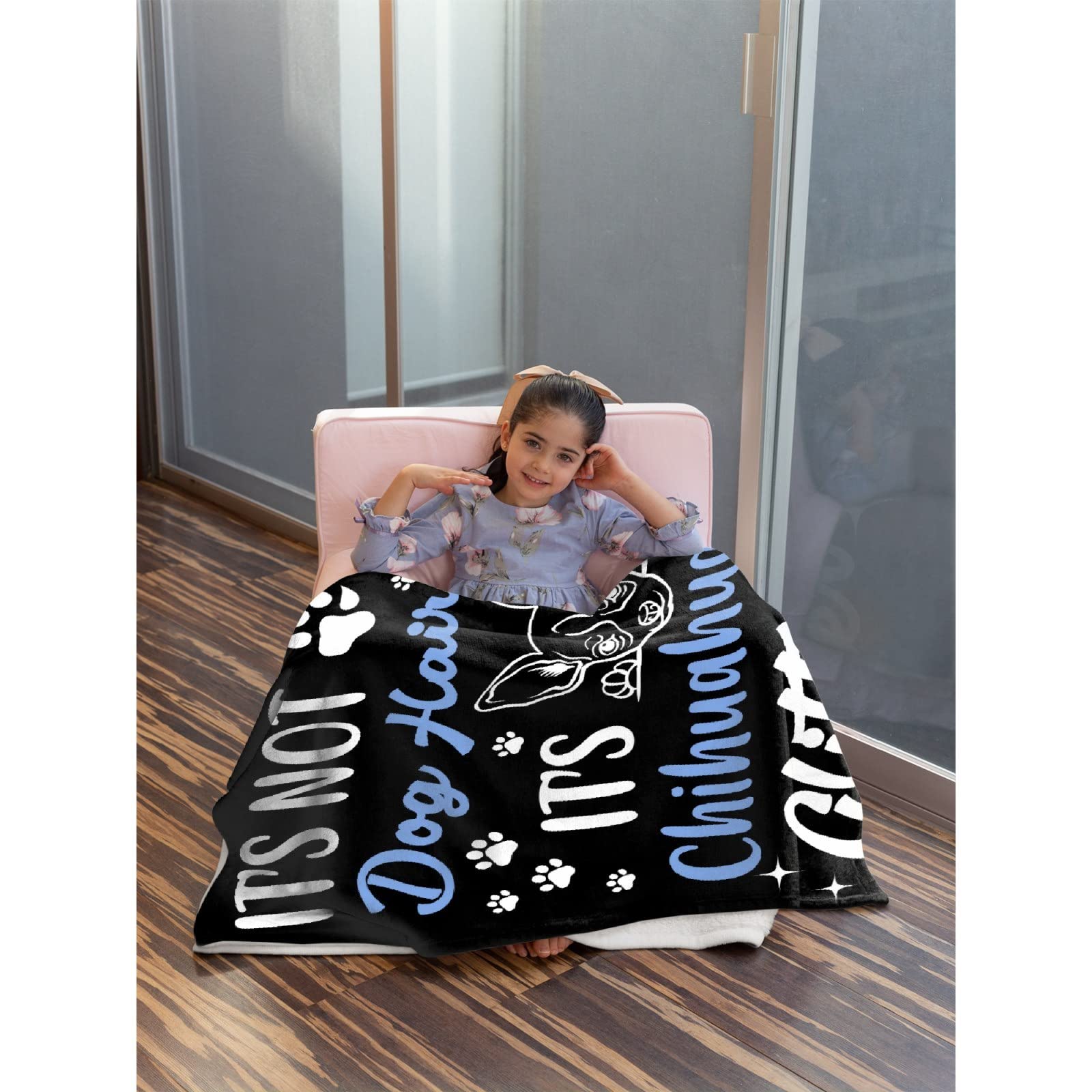 Super Soft Chihuahua Glitter Fleece Throw Blanket - 60 x 50 Inch Funny Pet Lover Gift for Bed, Couch & Sofa - Cozy Travel Blanket for Teens, Adults & Dog Owners - Perfect for Netflix Nights, Camping & Home Decor
