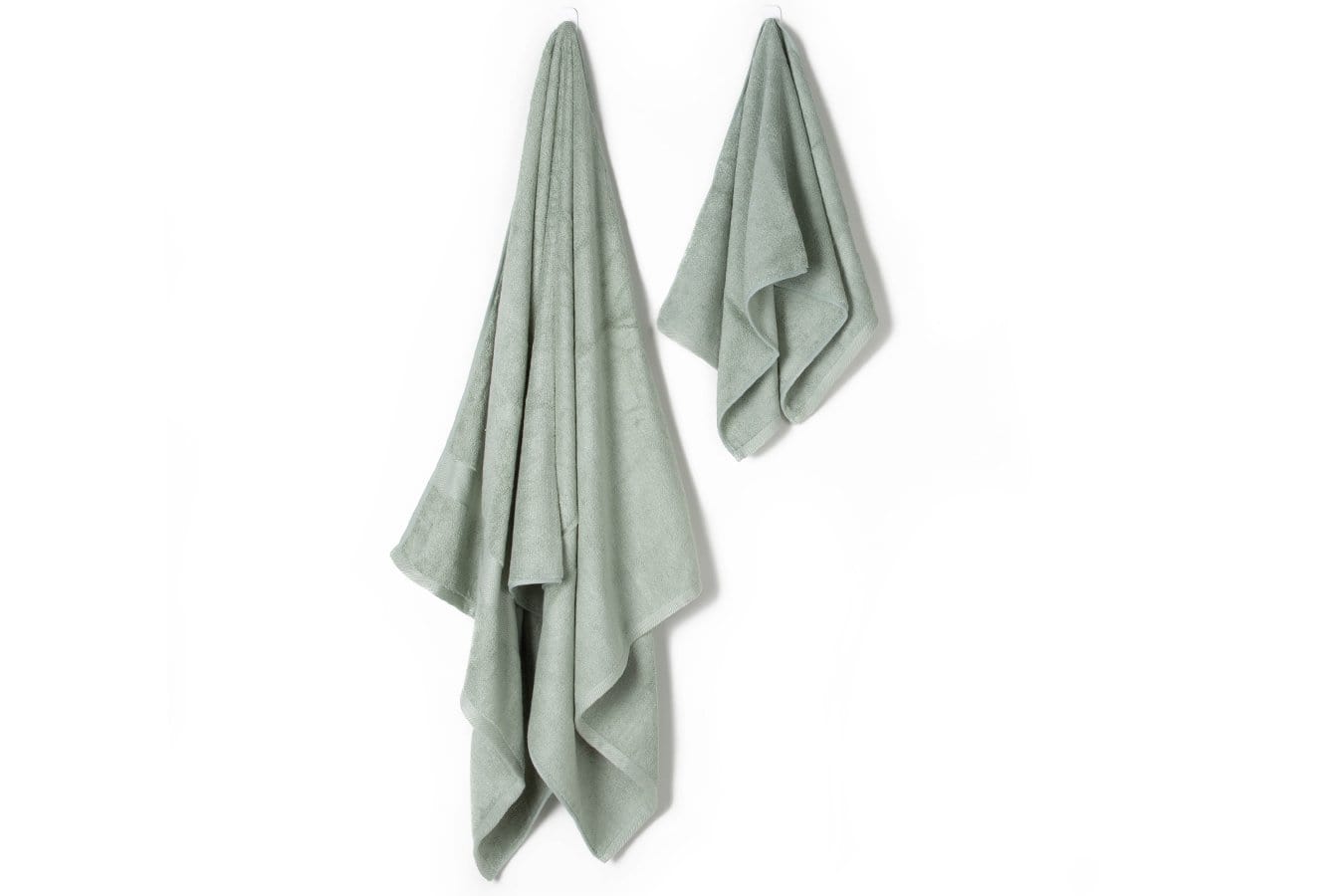 Ultra Soft 2-Piece Bamboo Towel Set - Eco-Friendly & Absorbent Bath Towels (Green) - Perfect for Spa, Gym & Luxury Bathroom Use
