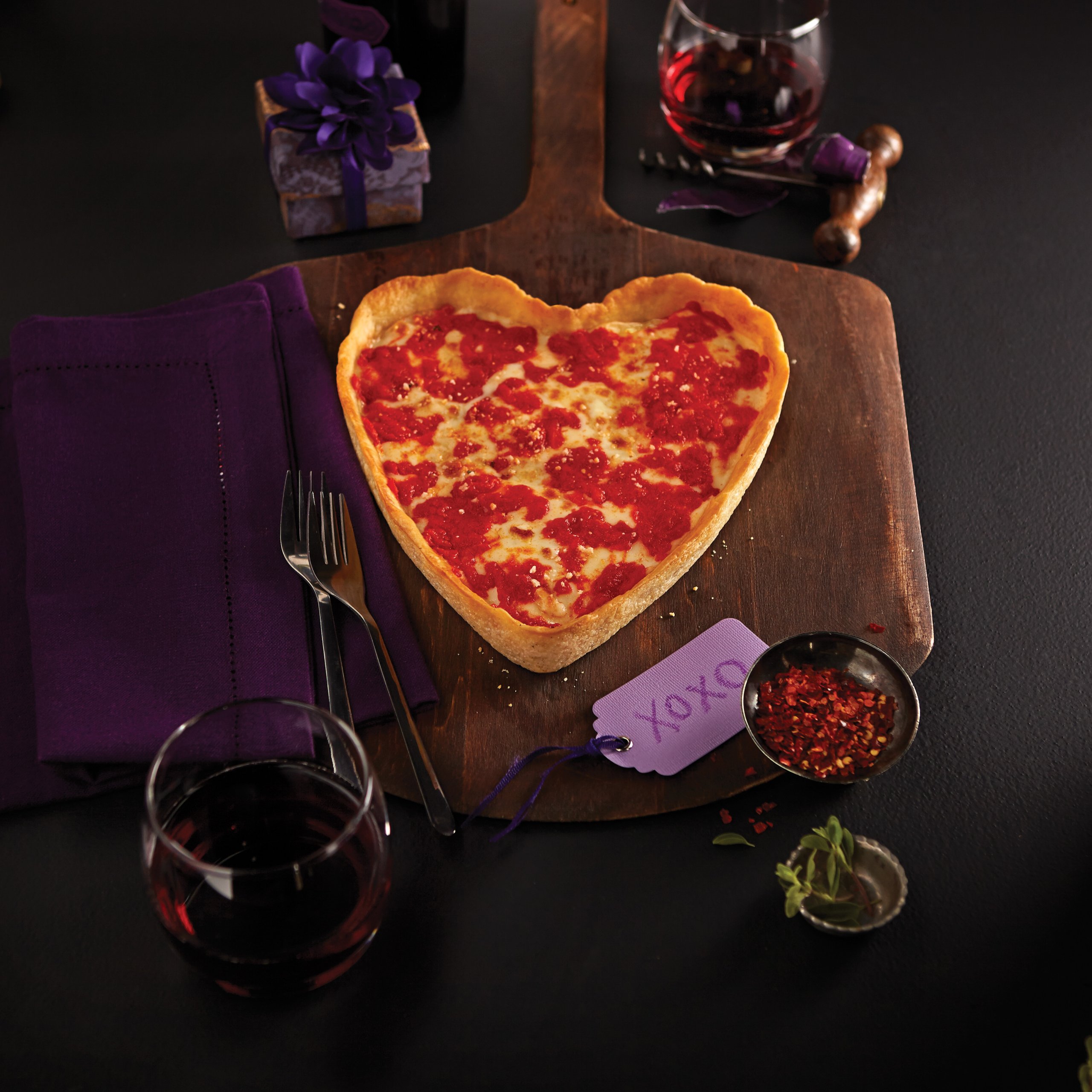 Heart-Shaped Pizza Gift Box - 1 Heart Cheese Pizza & 1 Round Crustless Pizza - Romantic Valentine's Dinner or Anniversary Surprise