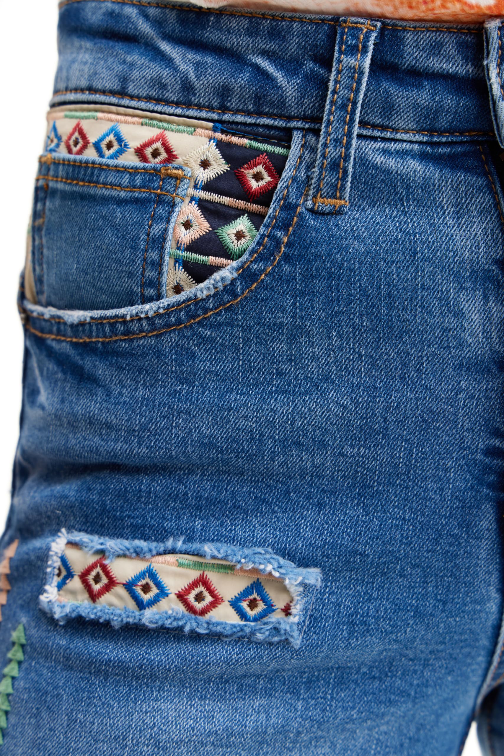 Desigual Women's Slim Fit Embroidered Jeans - Stylish Denim Pants for Casual Outings & Date Nights | Fashionable & Comfortable