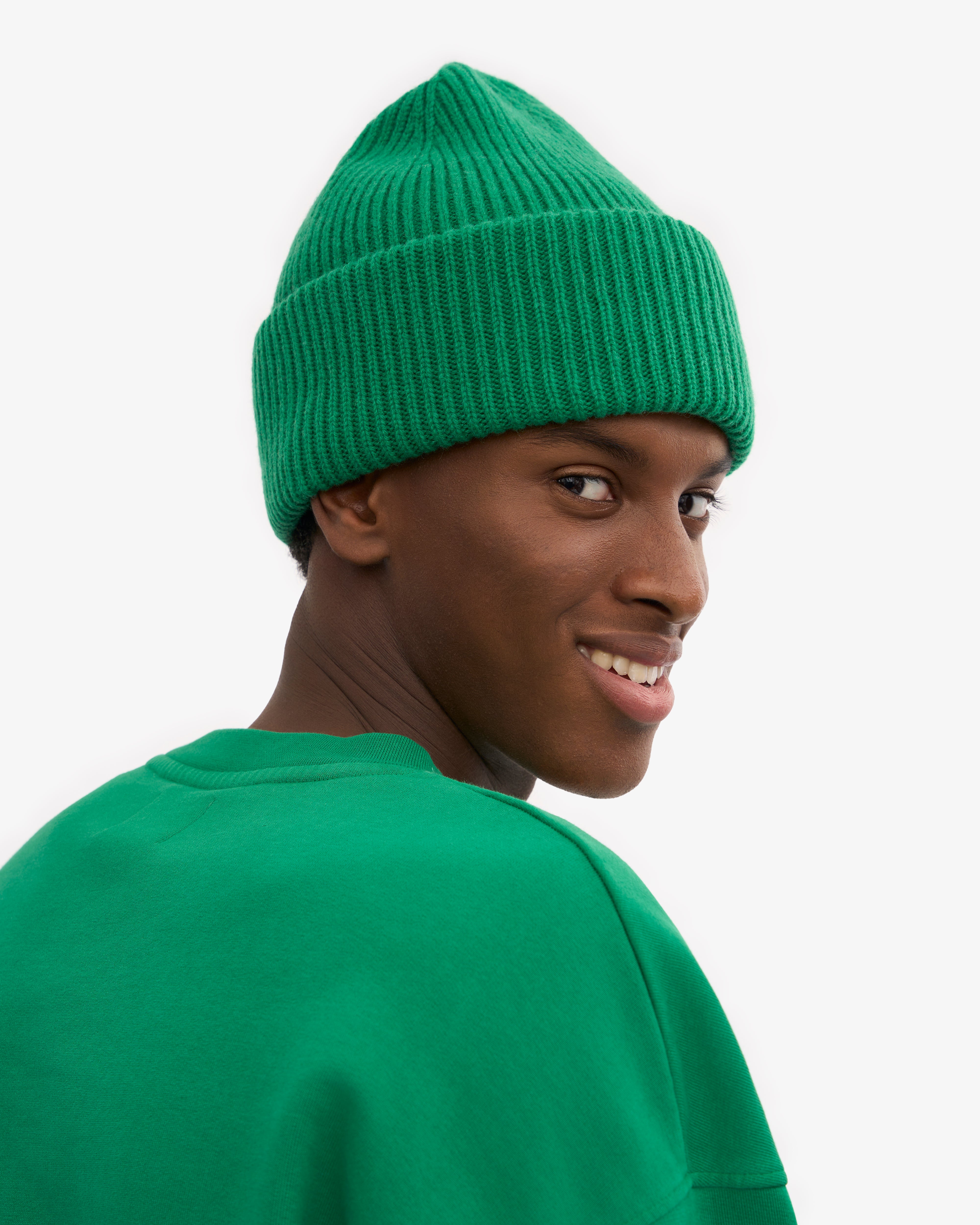 Premium Merino Wool Beanie Hat for Men & Women - Soft & Warm Winter Knit Cap in Kelly Green - Perfect for Skiing, Hiking & Outdoor Activities