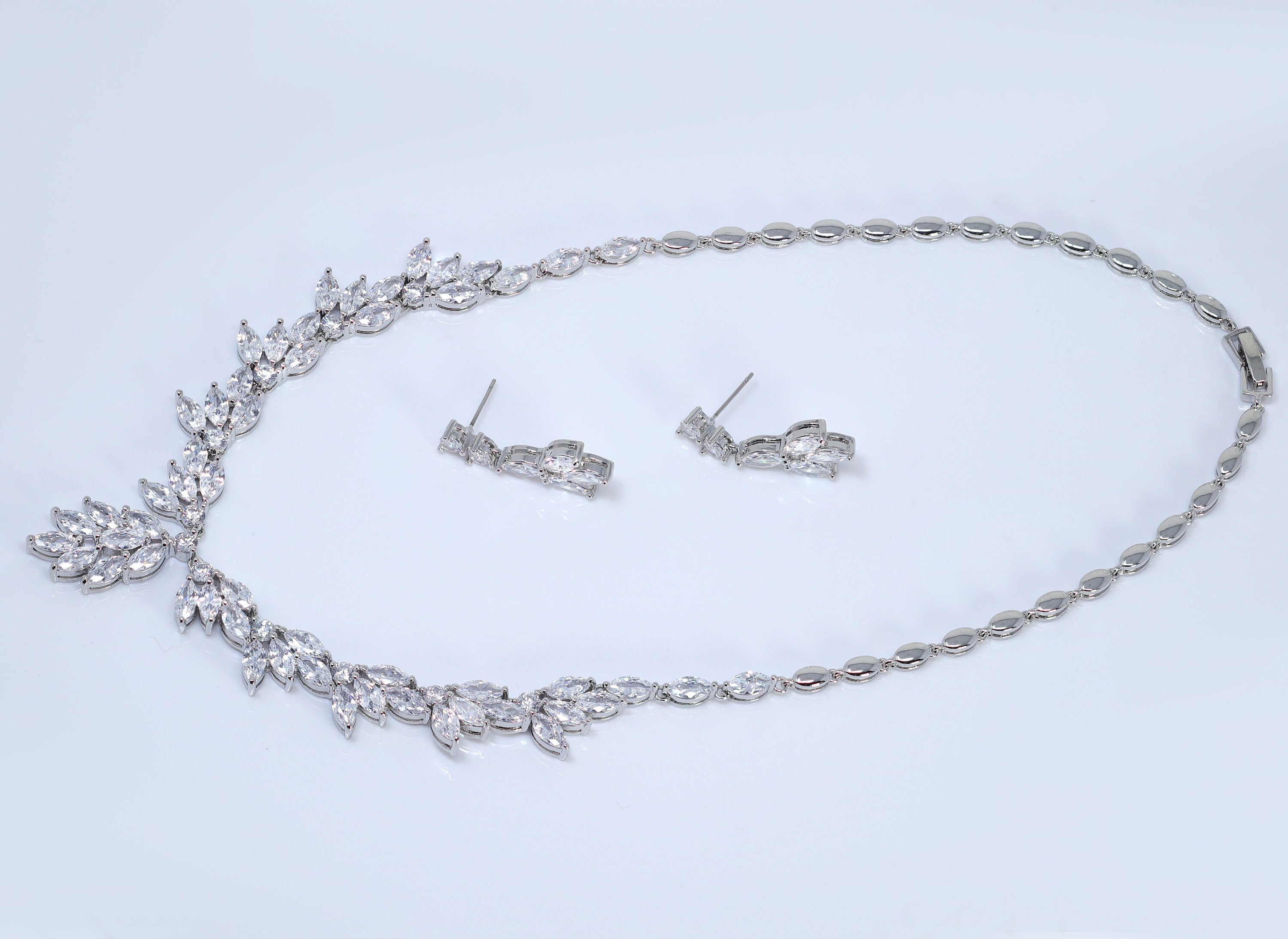 Swarovski Crystal Bridal Necklace Set - Diamond & Crystal Statement Jewelry for Weddings, Prom, and Special Occasions