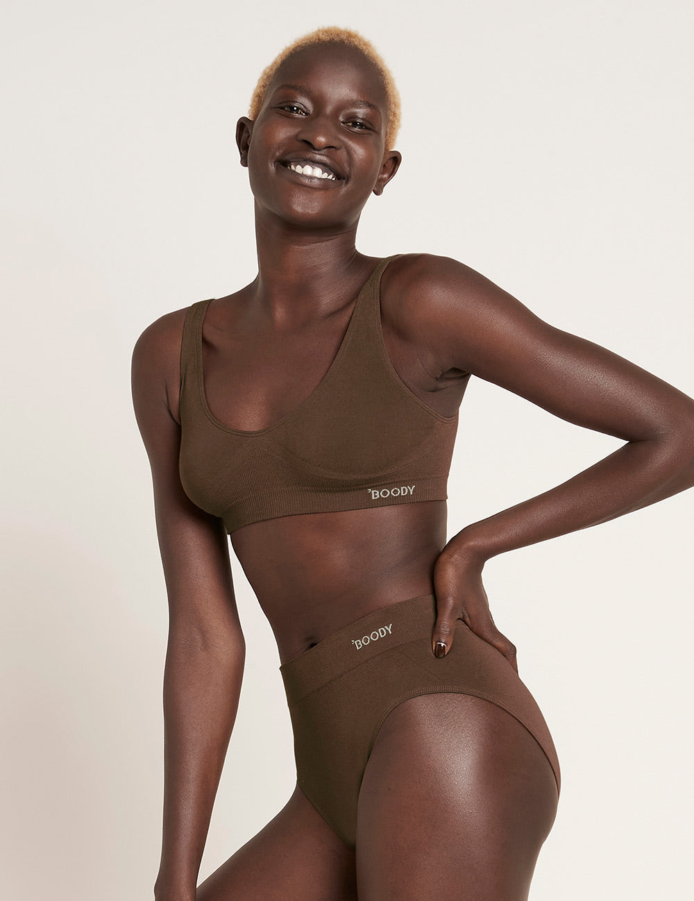 Seamless Crop Bra - Comfortable Wireless Bralette for Yoga, Workout & Everyday Wear | Clove