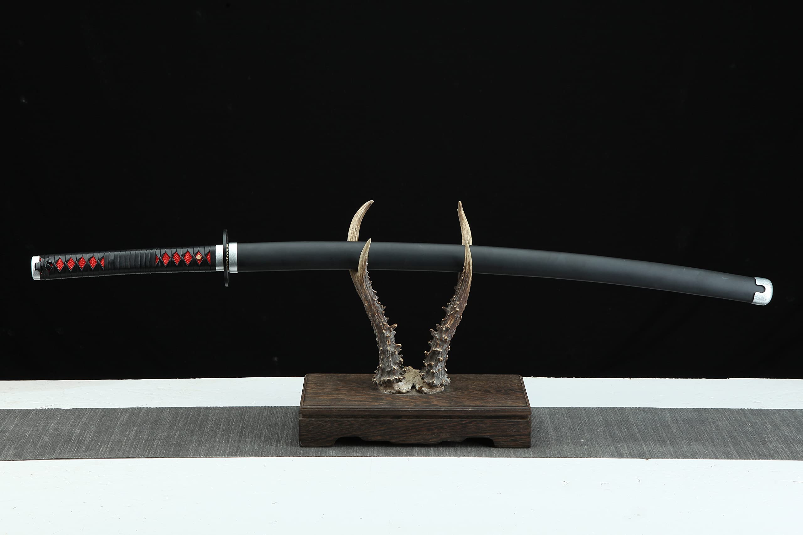 Demon Slayer Katana Sword - Kimetsu no Yaiba Tanjiro Kamado & Shinobu Kochou Cosplay Replica - High Carbon Steel Anime Collectible - Perfect for Cosplay, Display, and Anime Enthusiasts