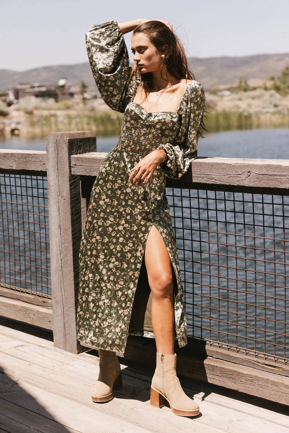 Necali Velvet Midi Dress for Women - Elegant A-Line Party Dress with Short Sleeves - Perfect for Cocktail Parties, Weddings & Evening Events (Final Sale)