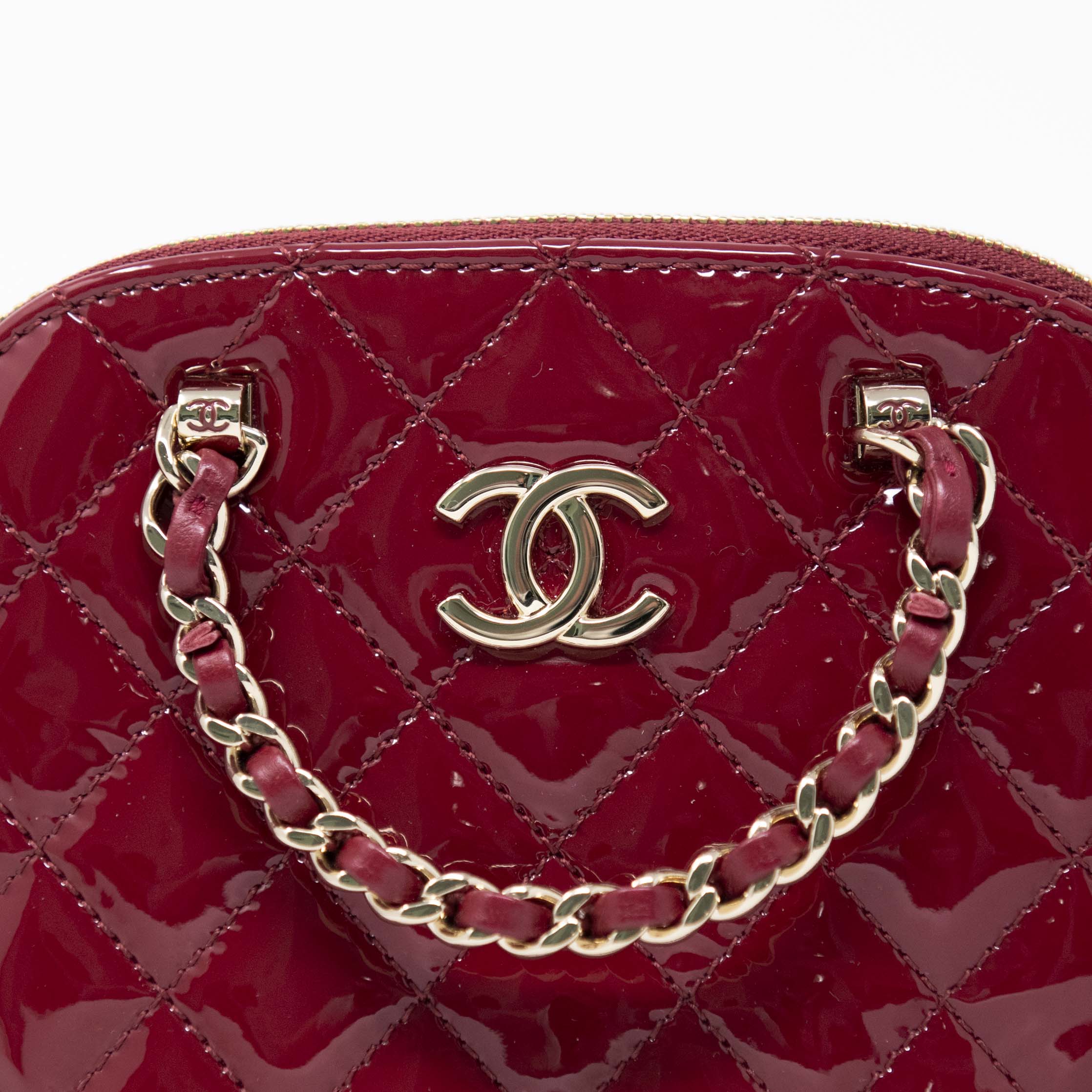 Chanel Burgundy Coco Quilted Leather Crossbody Clutch Bag with Chain - Perfect for Evening Parties, Weddings & Special Occasions