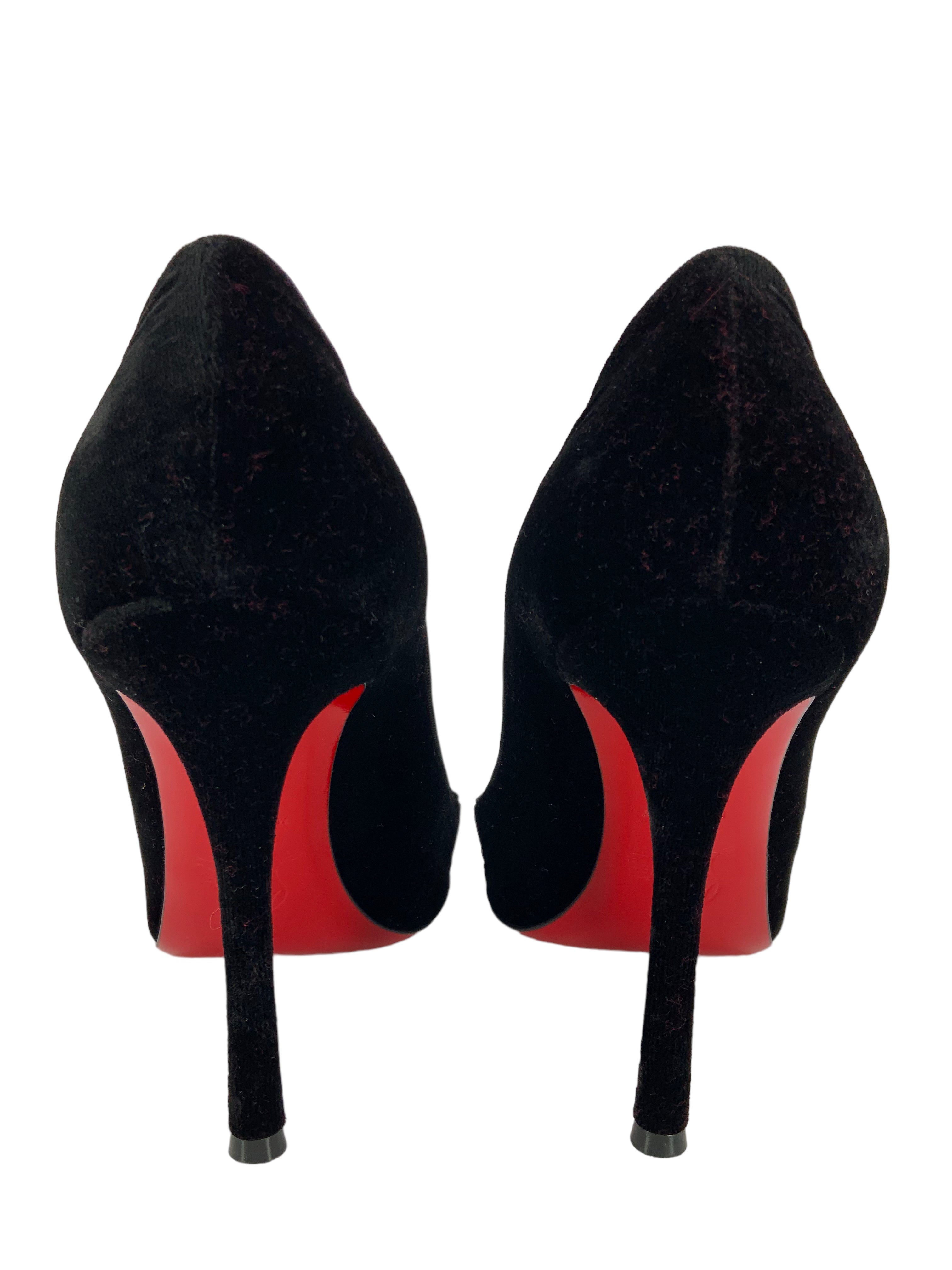 Christian Louboutin Black Velvet Pointed Toe High Heel Pumps Women's Size 9 - Perfect for Evening Parties, Weddings & Special Occasions