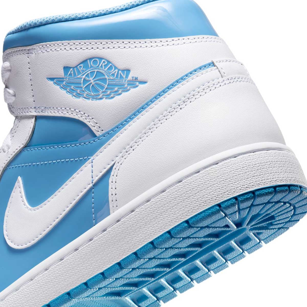 Air Jordan 1 Mid SE 'Legend Blue' Men's Basketball Shoes - Retro Style Sneakers for Casual Wear & Street Fashion | Perfect for Basketball, Gym & Everyday Outfits