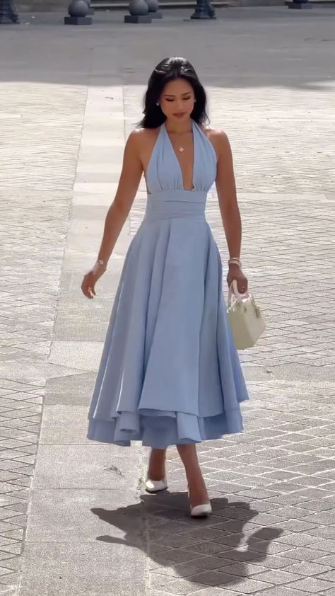 Elegant A-Line Halter Neck Blue Prom Dress J5714 - Perfect for Homecoming, Formal Dances & Special Occasions