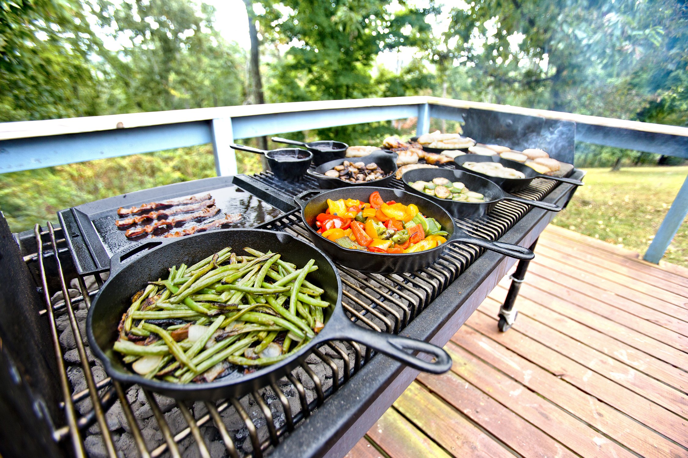 Lodge Logic 10 Inch Pre-Seasoned Cast Iron Handless Oval Serving Griddle - Perfect for Camping, Outdoor Cooking & Family Breakfasts