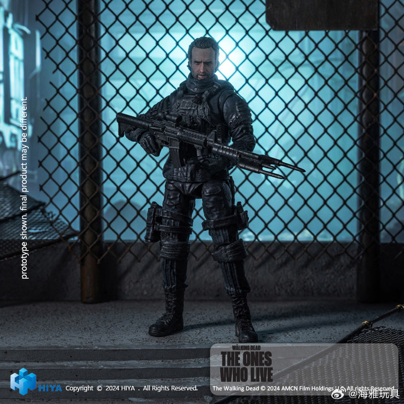 Pre Order 1/18 HIYA 4-Inch Action Figure - The Walking Dead: The Ones Who Live Rick Grimes Collectible Toy | Highly Detailed Mini Series for Display & Role Play Scenes