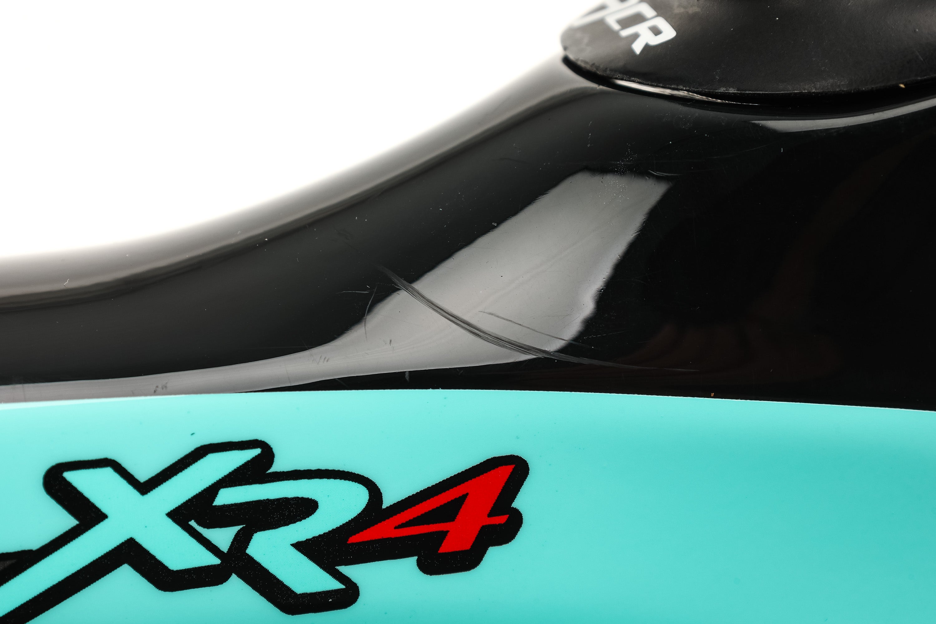 Bianchi Oltre XR4 Carbon Road Bike 2021 - 50cm Frame | Lightweight & Fast for Racing & Endurance Training