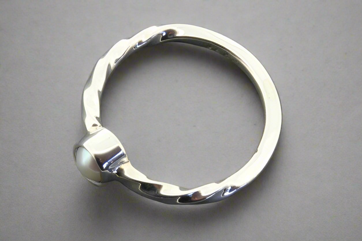 Elegant Pearl Twist Ring in Sterling Silver - Perfect for Weddings, Anniversaries & Special Occasions