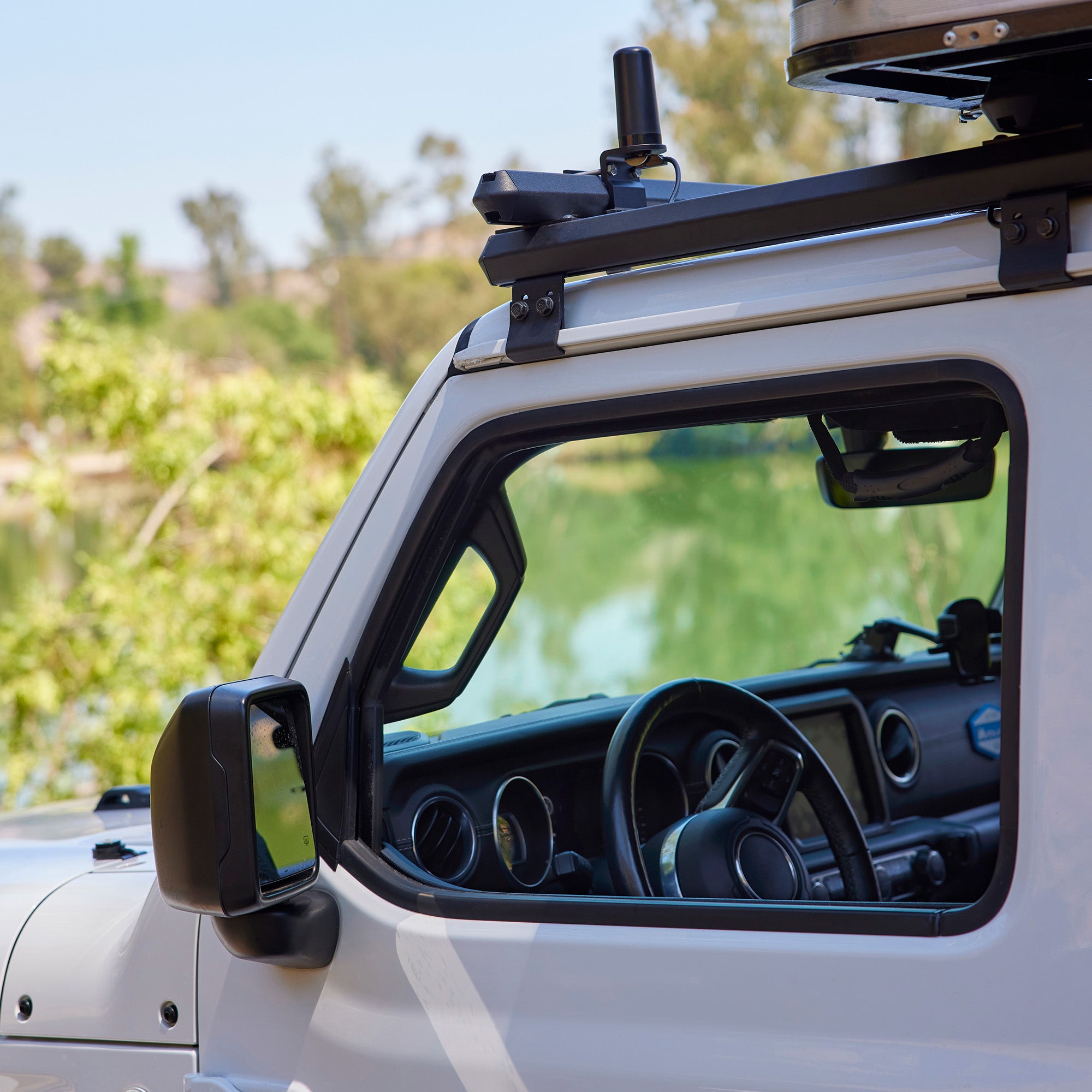 MicroMobile® Ghost 3dB Gain NMO Antenna MXTA25 - High Performance Low Profile Antenna for Off-Road Vehicles, Boats & Emergency Communication