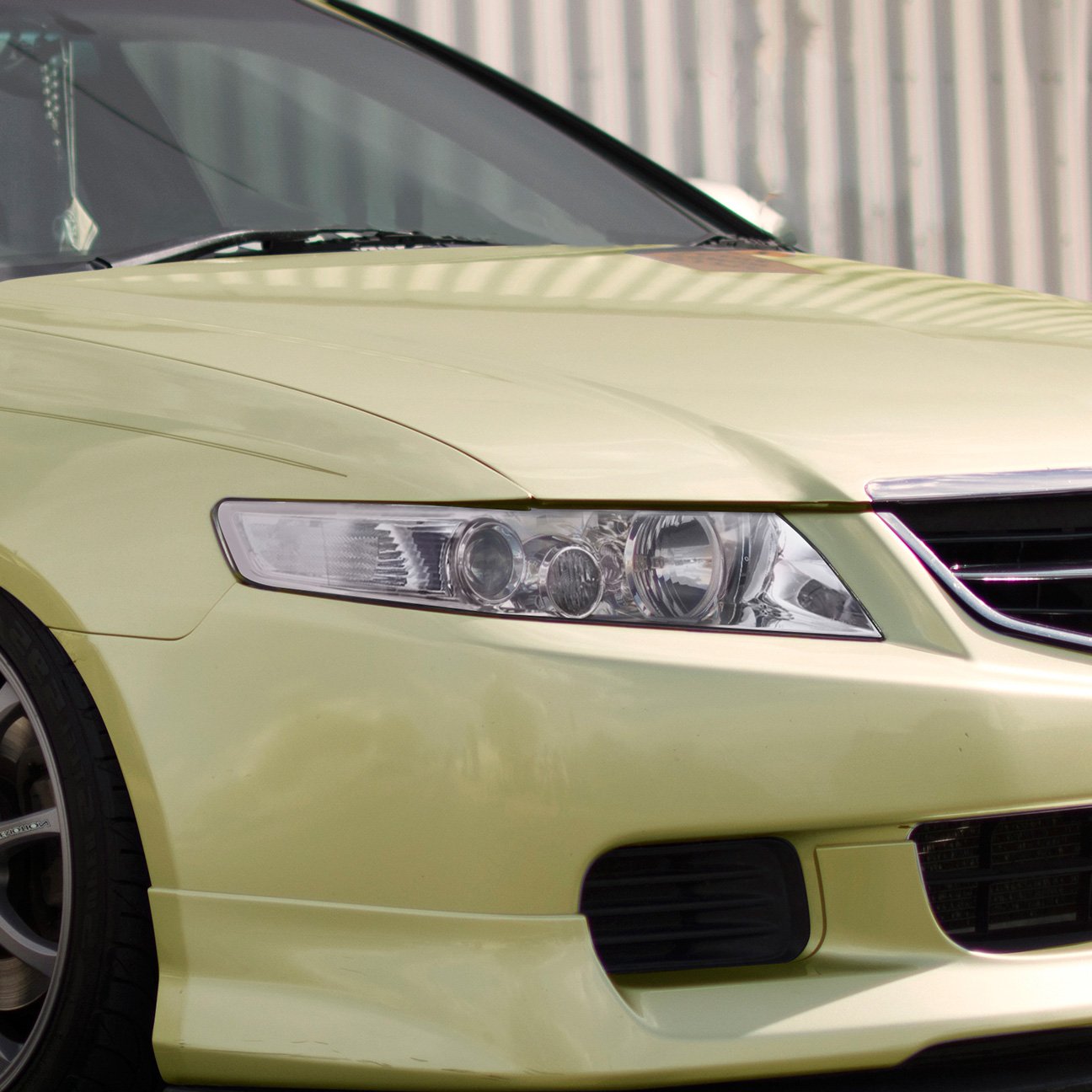 AJP Distributors Acura TSX CL9 Projector Headlights Upgrade Kit - Chrome Housing, Clear Lens & Reflector - Compatible with 2004-2008 Models (04 05 06 07 08) - Perfect for Night Driving & Car Customization