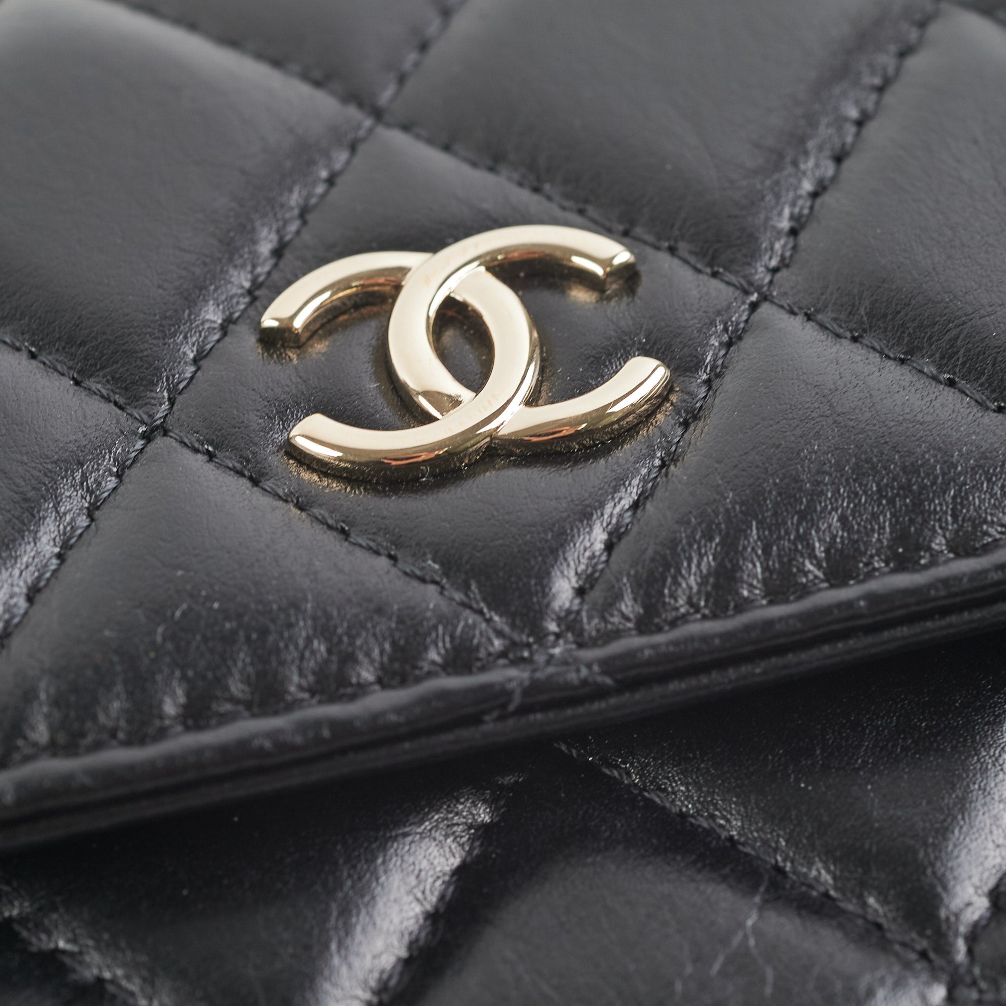Chanel Black Pearl Card Holder & Shoulder Bag - Luxury Women's Wallet with Pearl Accents for Everyday Use & Special Occasions