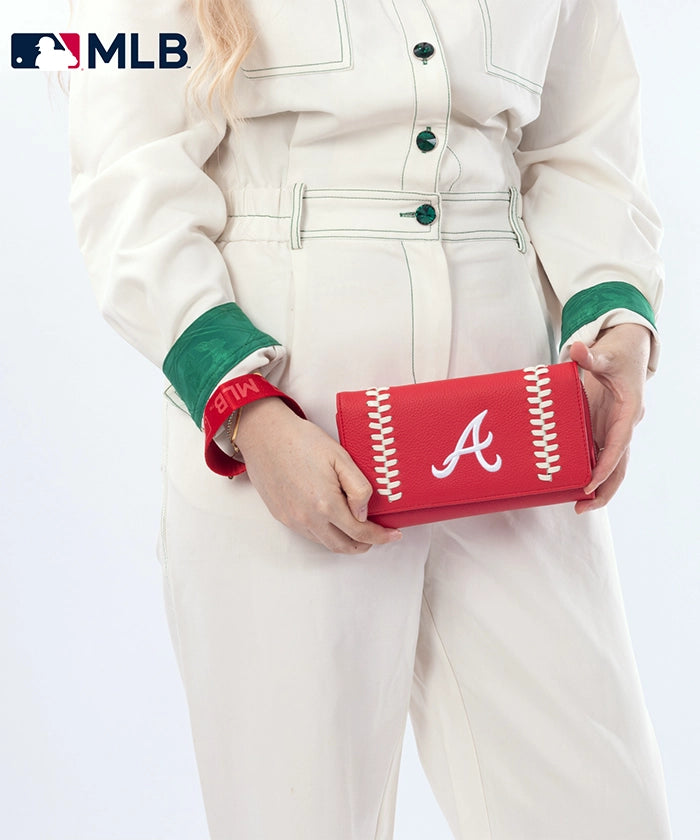 MLB Atlanta Braves Genuine Leather Wallet for Men - Stylish & Durable Bifold Wallet for Baseball Fans - Perfect for Gifts, Game Days & Everyday Use