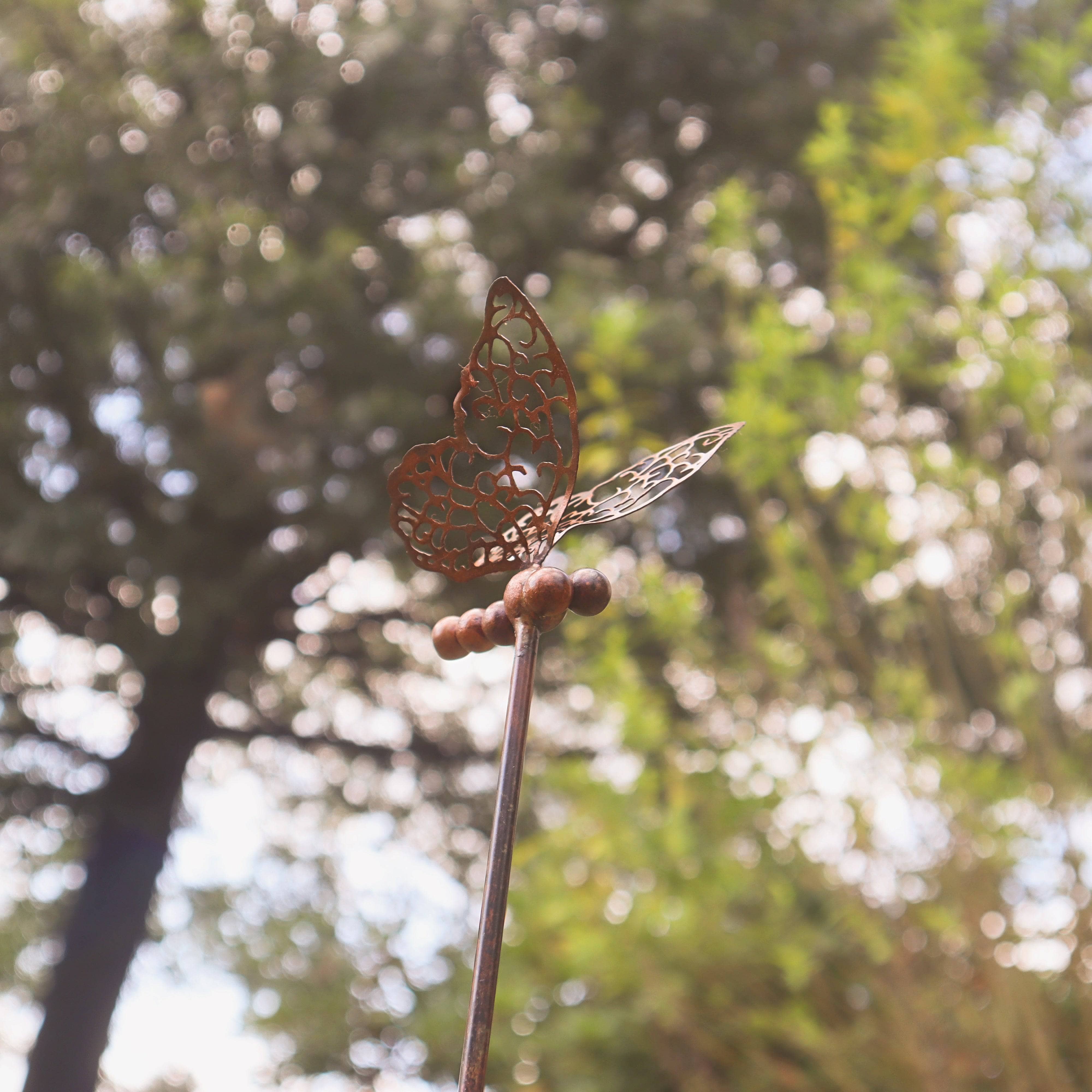 Handcrafted Openwork Dragonfly Garden Stake - Elegant Metal Yard Decor for Outdoor Flower Beds, Patio & Lawn Landscaping