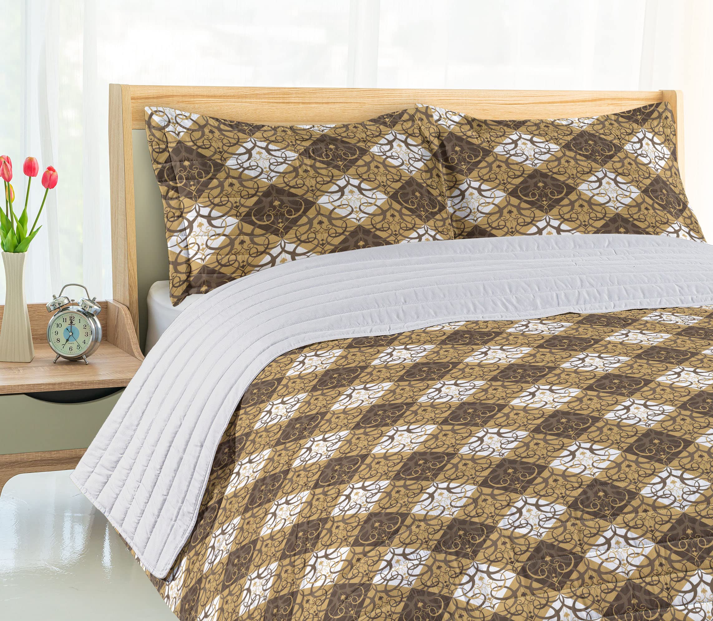 Ambesonne Oriental King Size Microfiber Bedspread Set - Traditional Damask Inspired Abstract Swirl Design, Soft Bedding with Pillow Shams & Comforter in Sand Brown White & Umber - Perfect for Master Bedroom, Guest Room & Luxury Hotel Decor