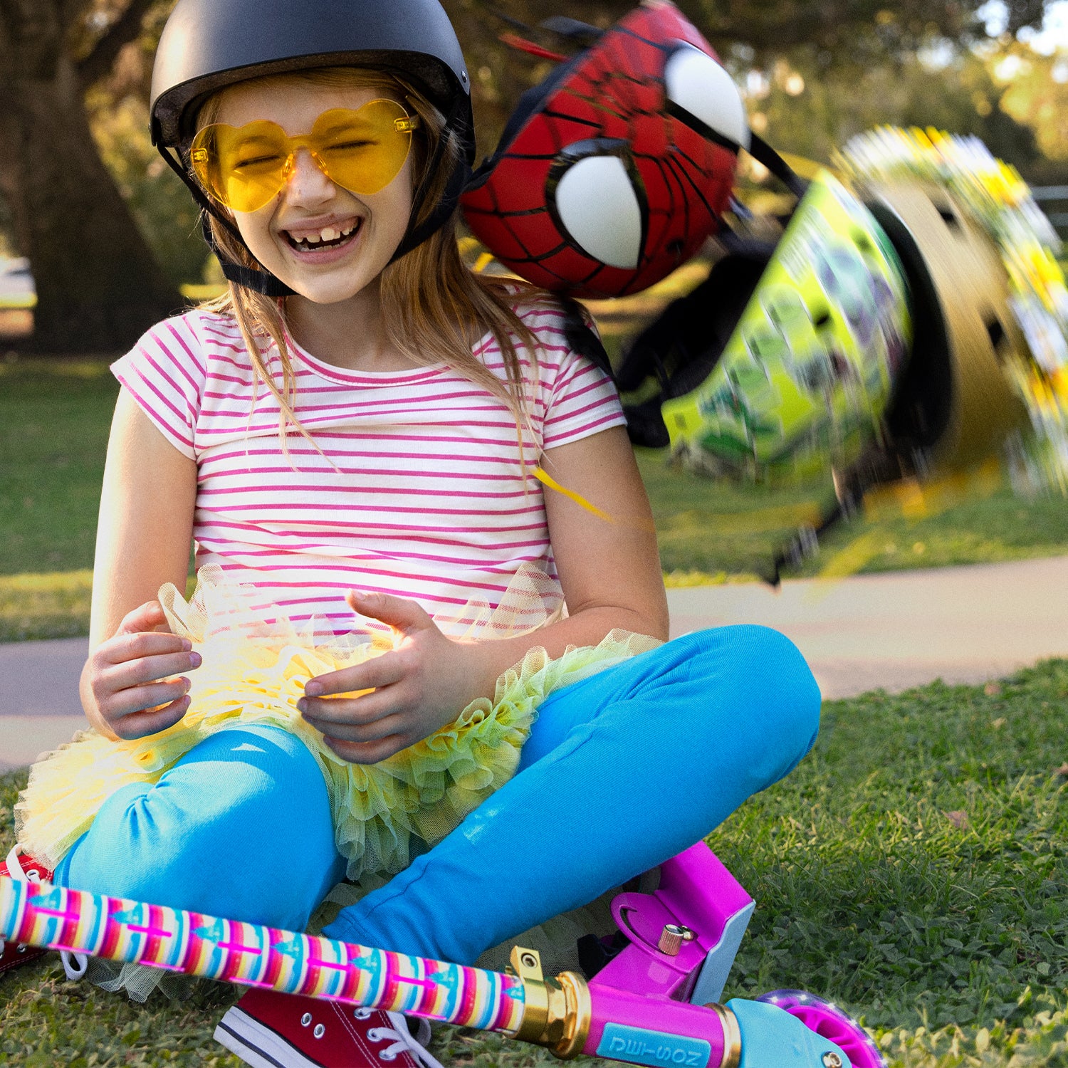 Disney Princess 2-Wheel LED Light Up Kick Scooter for Kids - Foldable Adjustable Height Scooter for Girls Outdoor Play & Commuting
