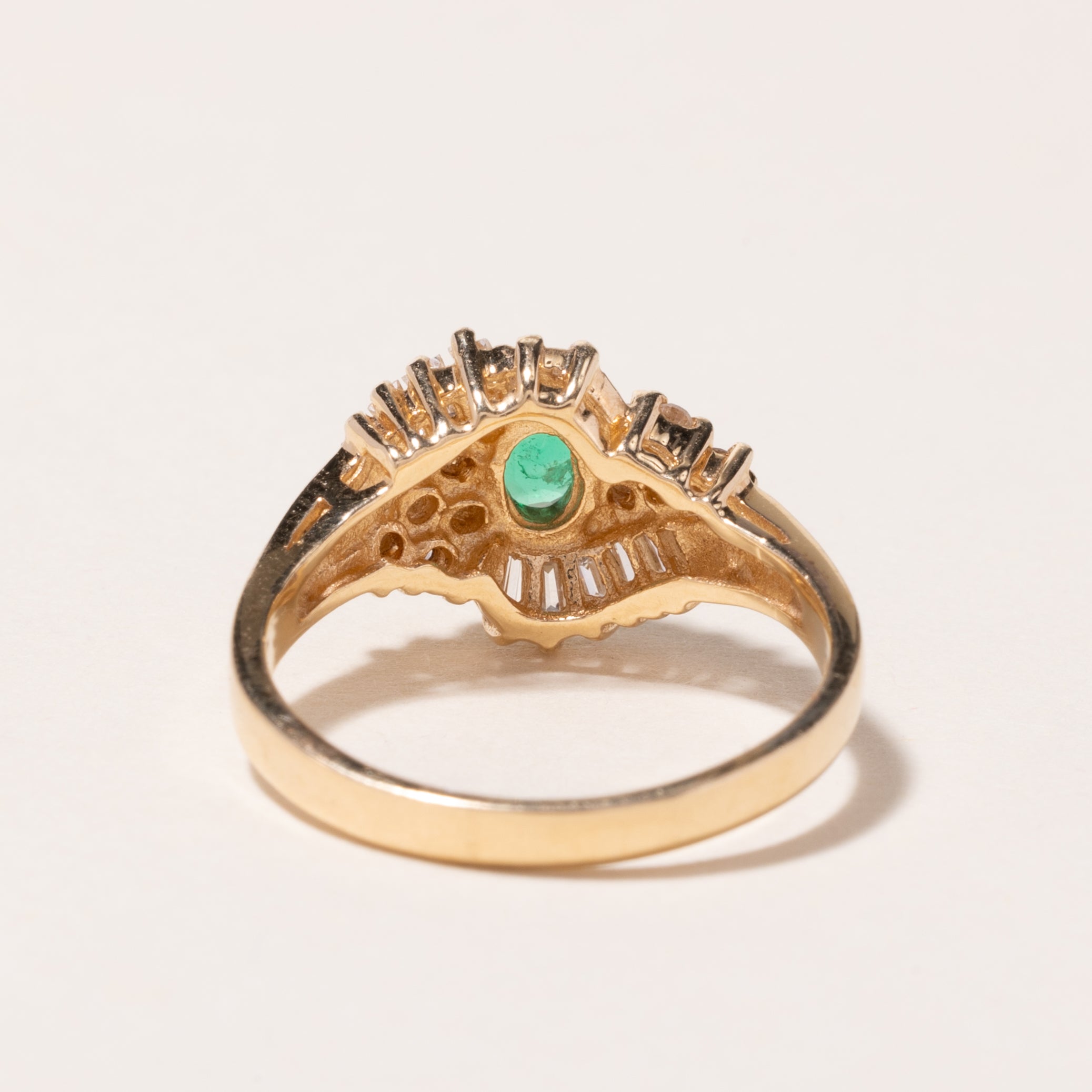 14K Yellow Gold Emerald and Diamond Cocktail Ring - 0.16ct Emerald & 0.54ctw Diamonds - Size 6.5 - Elegant Statement Jewelry for Parties, Weddings & Special Occasions