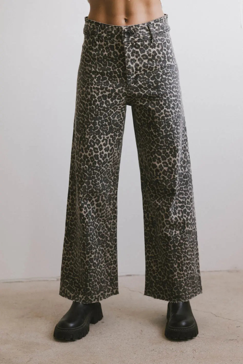 Kortnee Women's Leopard Print High Waist Skinny Jeans - Trendy Animal Print Denim Pants for Casual Outfits & Night Out
