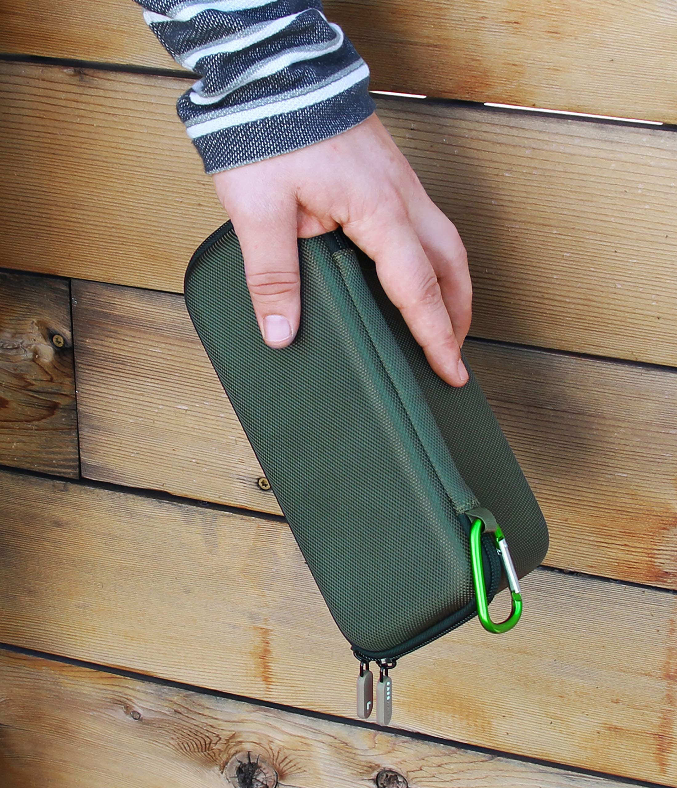 CASEMATIX Protective Carrying Case for Bose Soundlink Flex Bluetooth Speaker - Durable Rugged Cover with Clip-On Carabiner & Drop Protection - Perfect for Travel, Hiking, and Outdoor Adventures