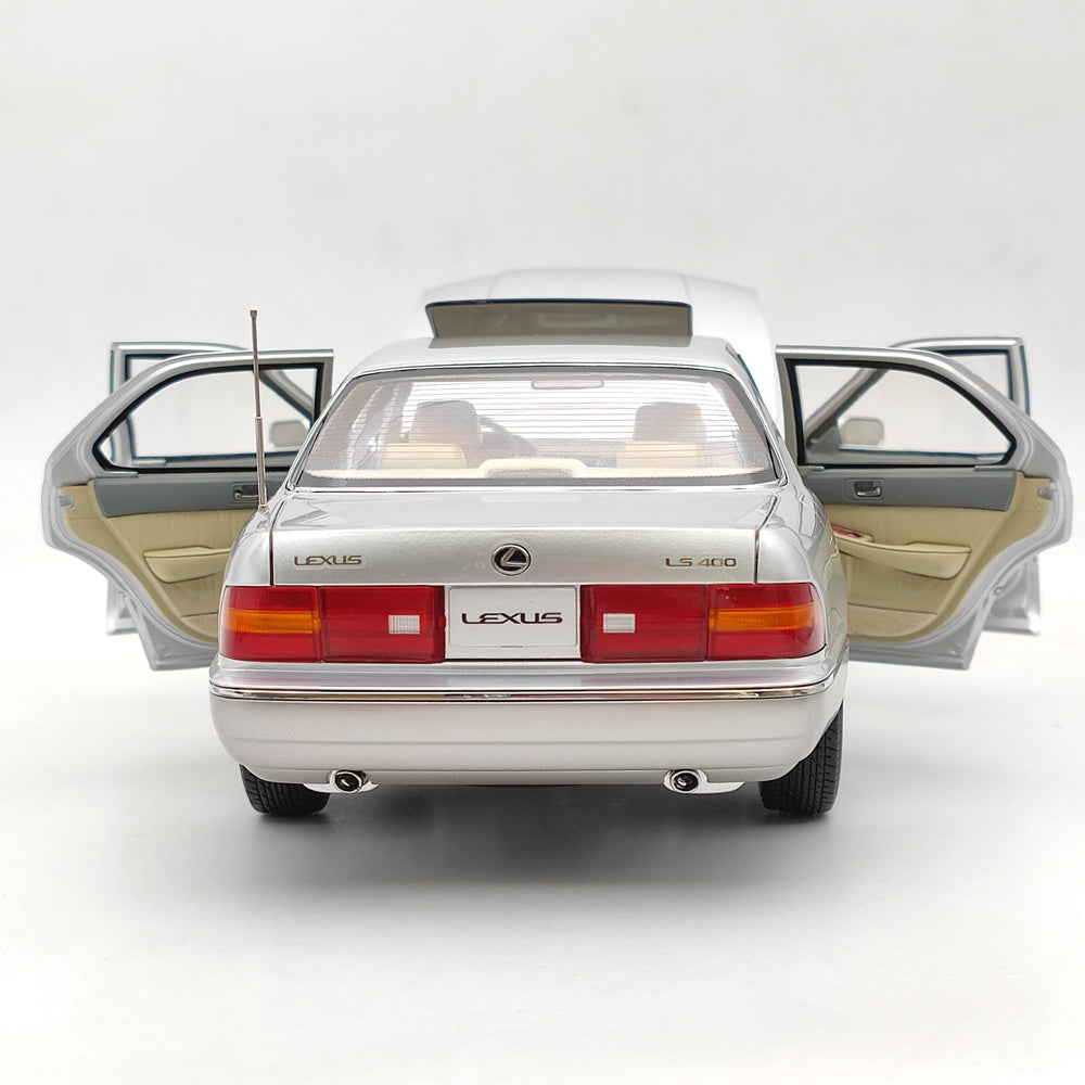 1:18 Scale Toyota Lexus LS400 First Generation Silver Diecast Model Car - Collectible Toy Gift for Car Enthusiasts, Perfect for Display, Gifting, and Model Car Collections