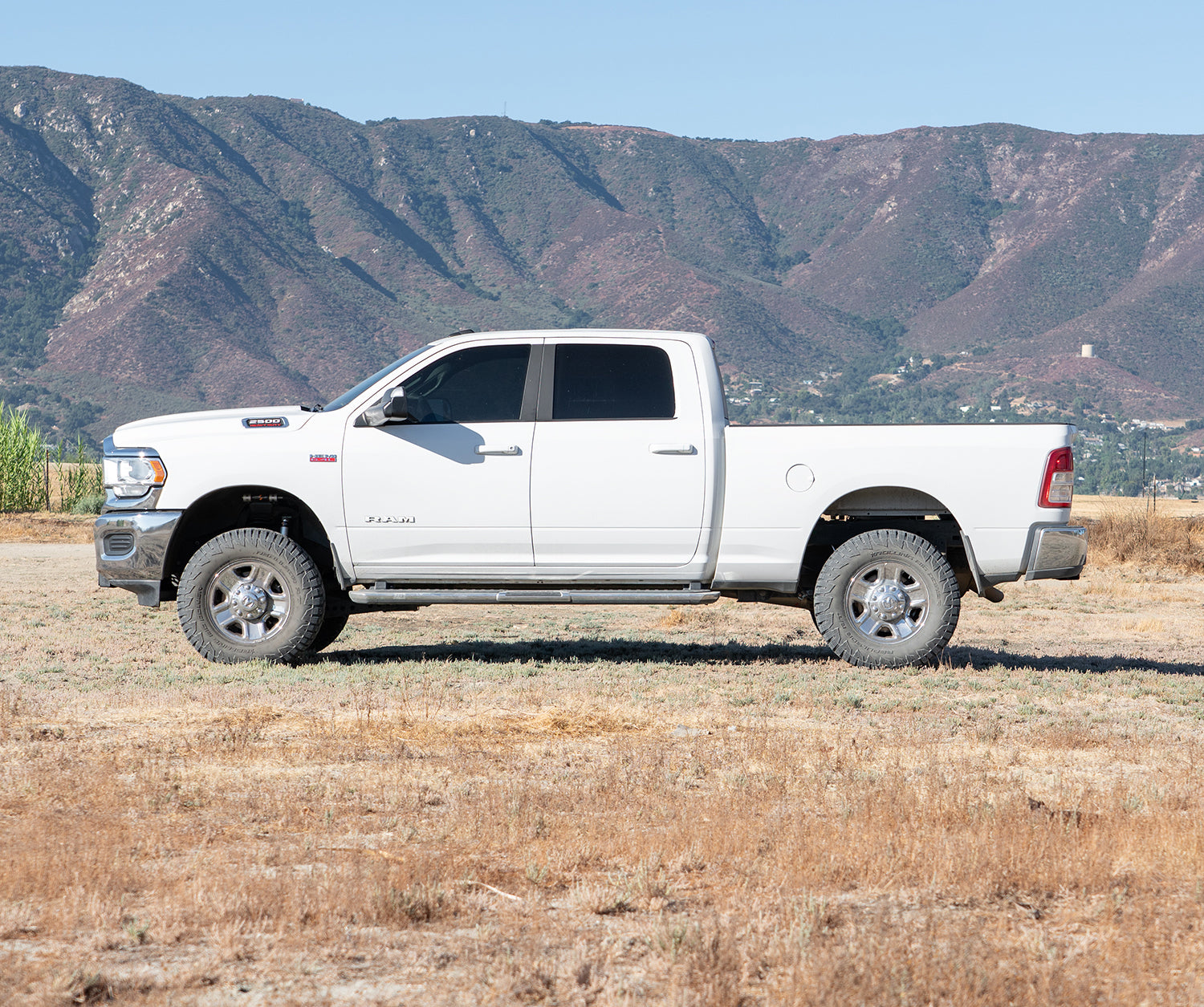 2019-2024 Ram 2500 Hemi Backcountry Leveling Kit - Heavy Duty Truck Lift System for Off-Road Adventures & Towing