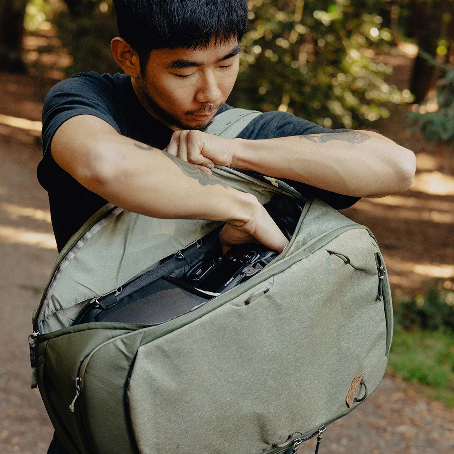 Peak Design Camera Cube X Small - Compact Protective Case for DSLR & Mirrorless Cameras - Perfect for Travel, Hiking & Outdoor Photography