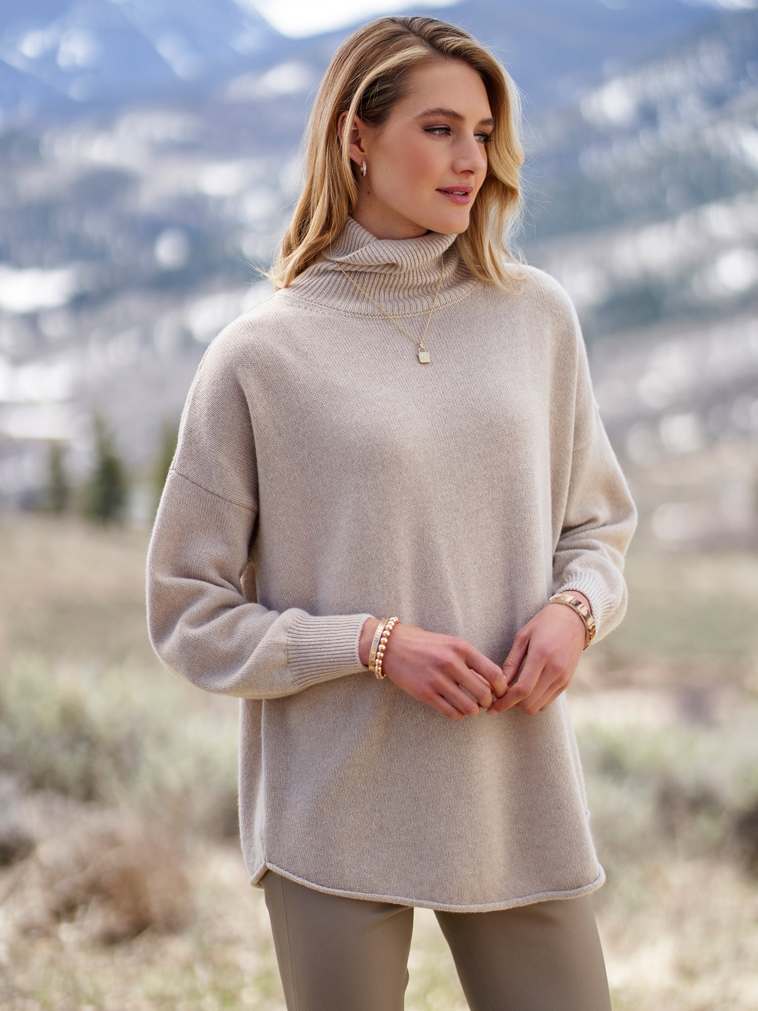 Luxury Amora Cashmere Turtleneck Sweater for Women - Soft Winter Pullover for Office & Holiday Outfits