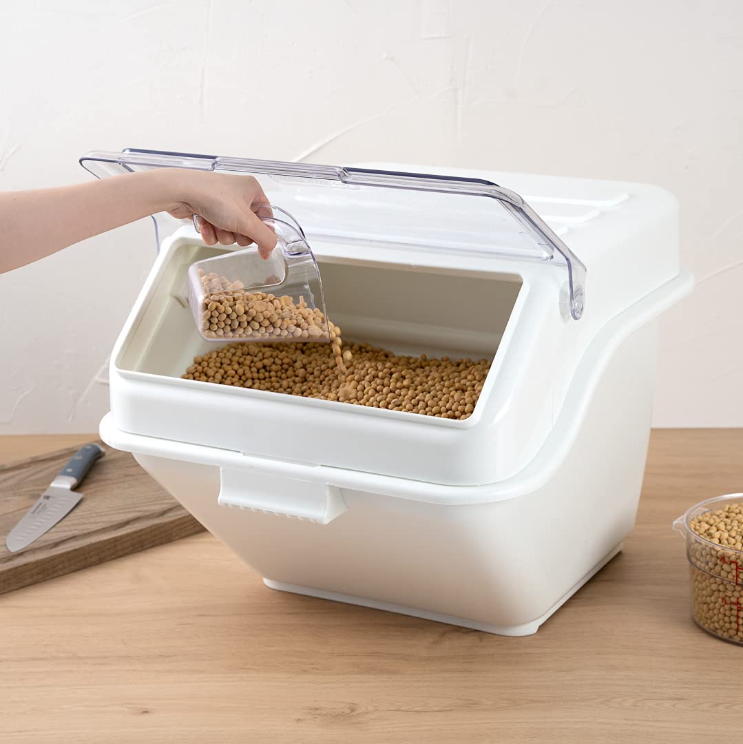 Restaurantware Met Lux 13 Gallon Food Storage Bin with Lid & Measuring Scoop - Stackable White Plastic Ingredient Container for Flour, Sugar & Bulk Foods | Commercial Kitchen & Pantry Organization Solution