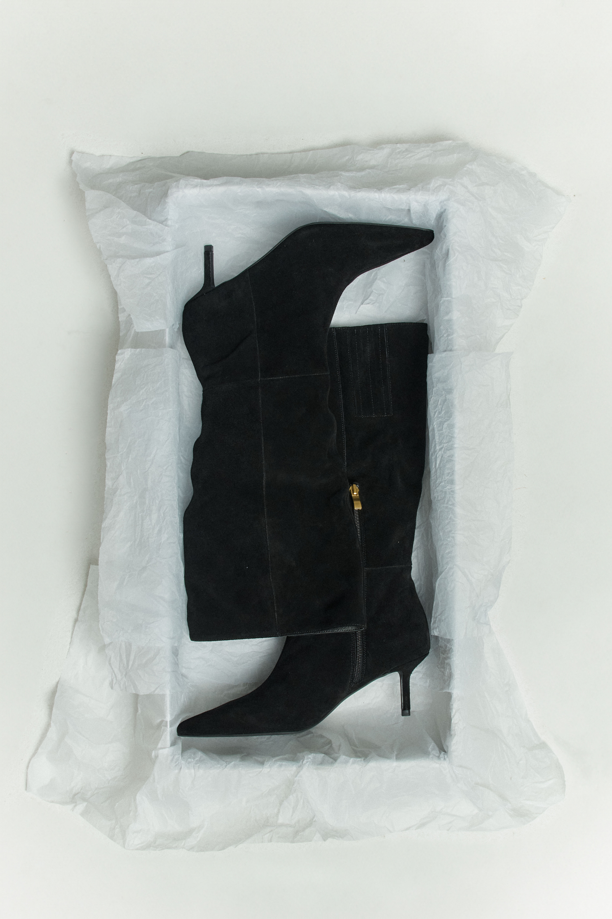 Yonita Women's Black Suede Long Boots - Stylish Knee-High Winter Boots for Casual Outfits & Office Wear