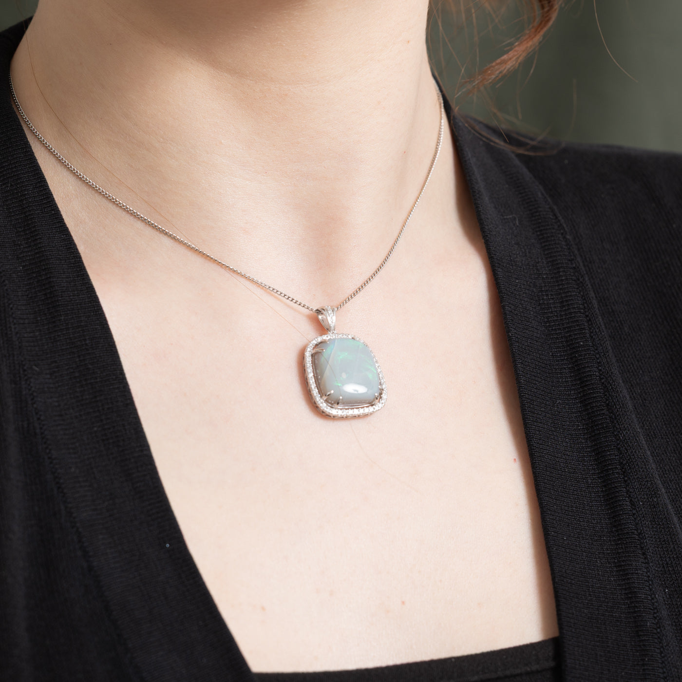 Exquisite 9.75ct Opal & 0.49ct Diamond Pendant Necklace - Elegant Jewelry Gift for Women, Perfect for Weddings, Anniversaries & Special Occasions