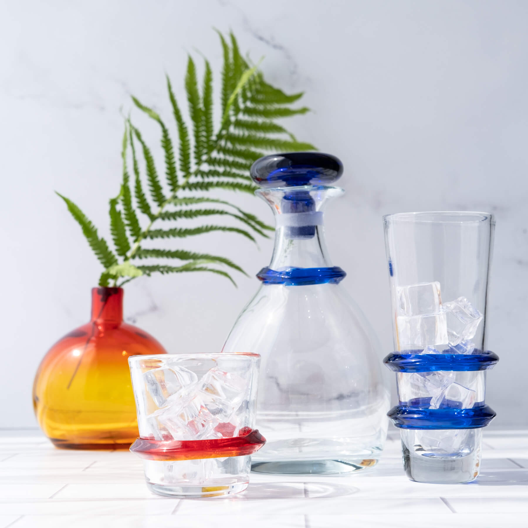 7619 Crystal Ring Decanter with Cobalt Blue Accents - Elegant Glass Wine Decanter for Red Wine, Whiskey & Liquor - Perfect for Dinner Parties, Gifts & Home Bar Decor
