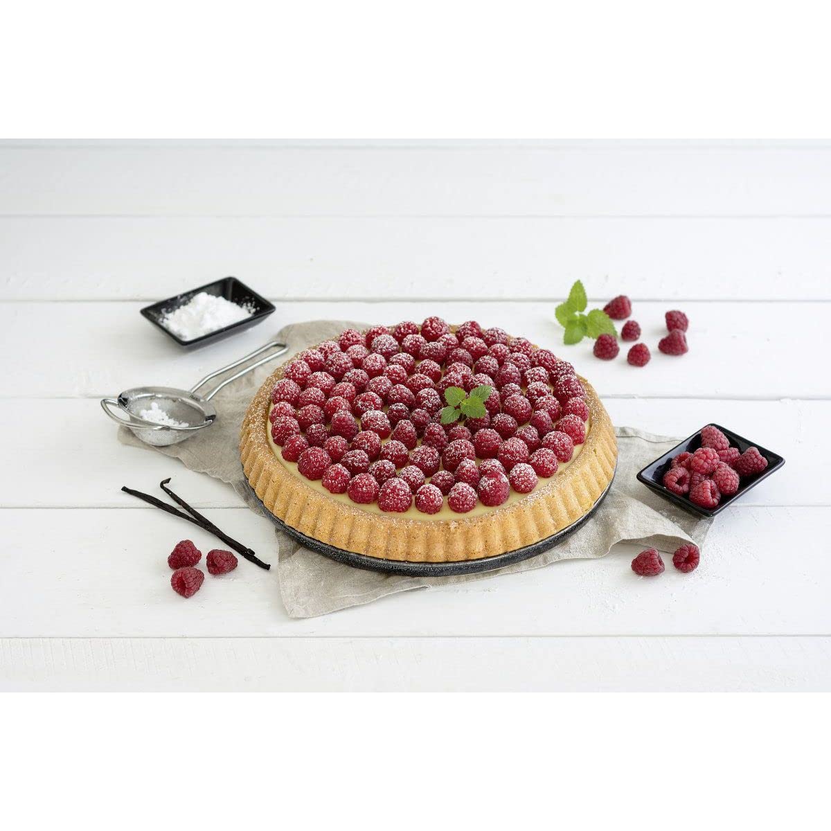 Zenker 11.81 Inch Non-Stick Pie Pan - Black Metallic Baking Dish for Apple, Pumpkin & Cherry Pies - Perfect for Thanksgiving, Christmas & Holiday Baking