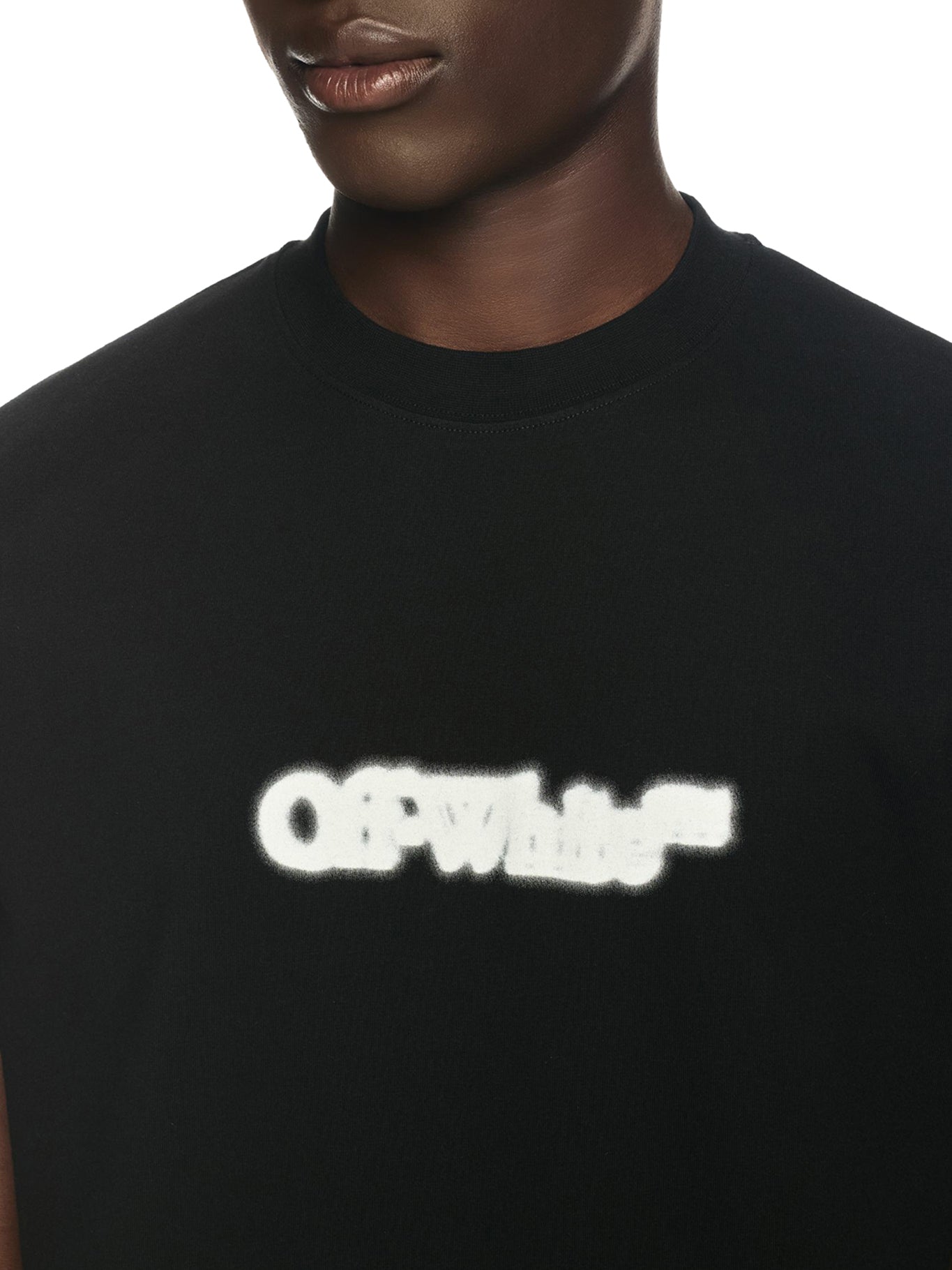 Arrow Spray Logo Graphic T-Shirt for Men - Trendy Streetwear & Casual Outfit Essential
