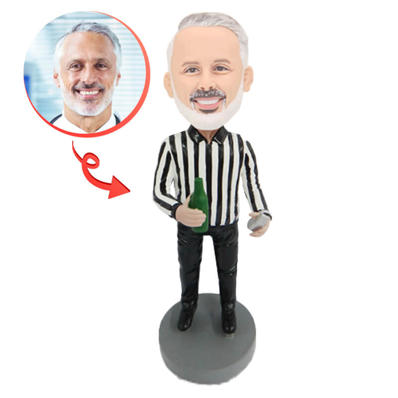 Custom Beer Drinkers Bobblehead - Personalized Beer Lover Figurine - Perfect for Man Cave, Home Bar Decor & Gifts for Beer Enthusiasts