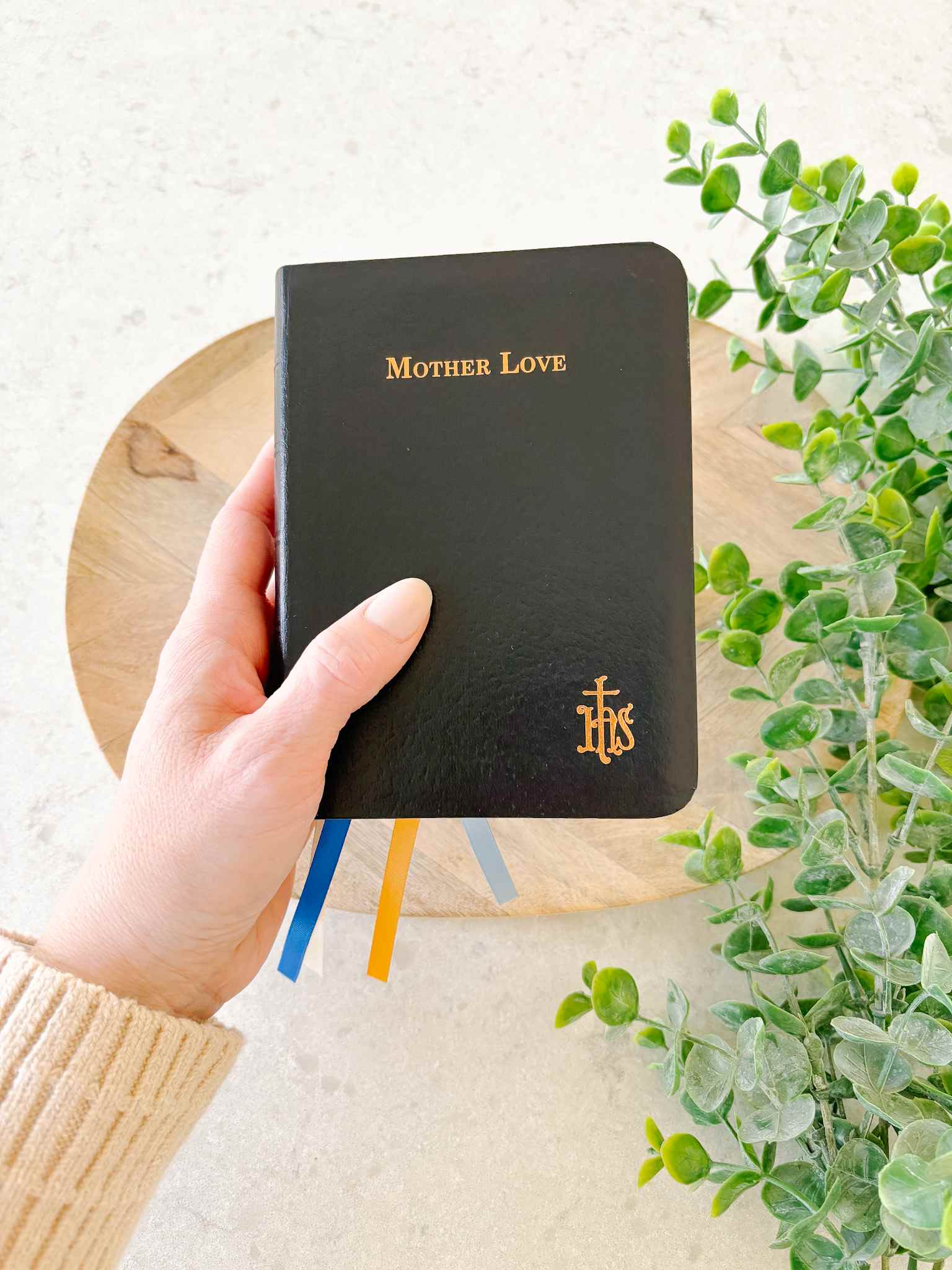 Mother Love Book - Heartwarming Stories of Motherhood & Family Bonding | Perfect for Mother's Day Gifts, Baby Showers & Family Reading Time