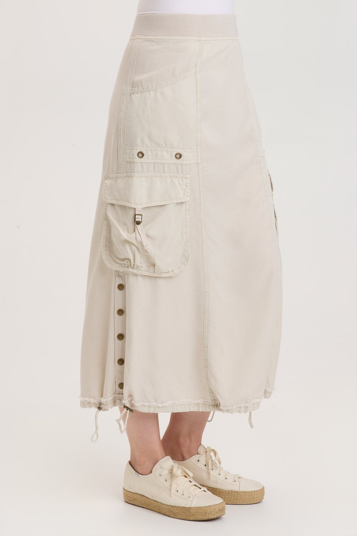 Leslyn Skirt Klondike Pigment - Stylish Women's Flowy Midi Skirt for Casual & Office Wear | Perfect for Summer Outfits, Date Nights & Work Attire