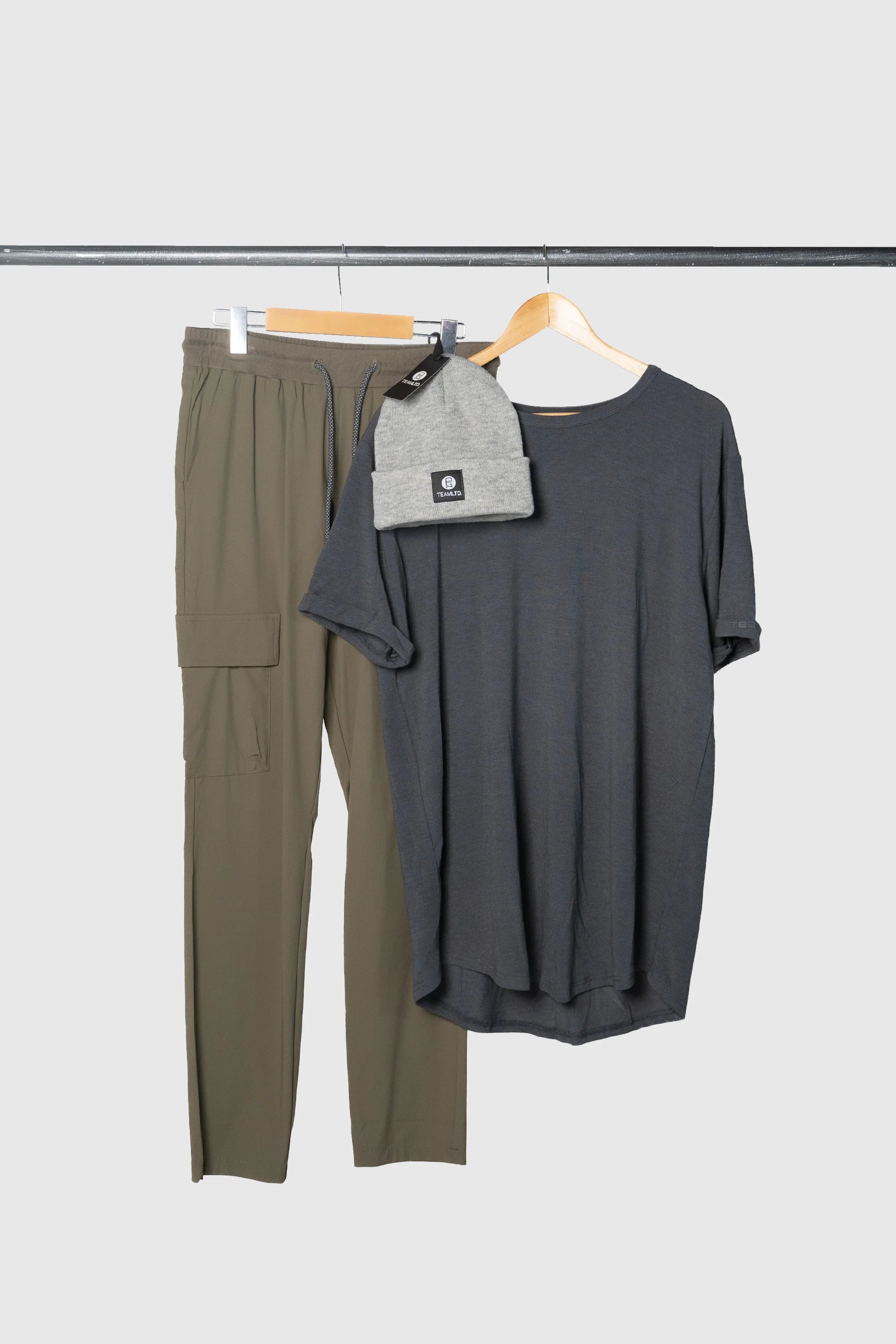 Black Cache Pants for Men & Women - Comfortable & Stylish Casual Trousers for Outdoor Activities, Work & Everyday Wear