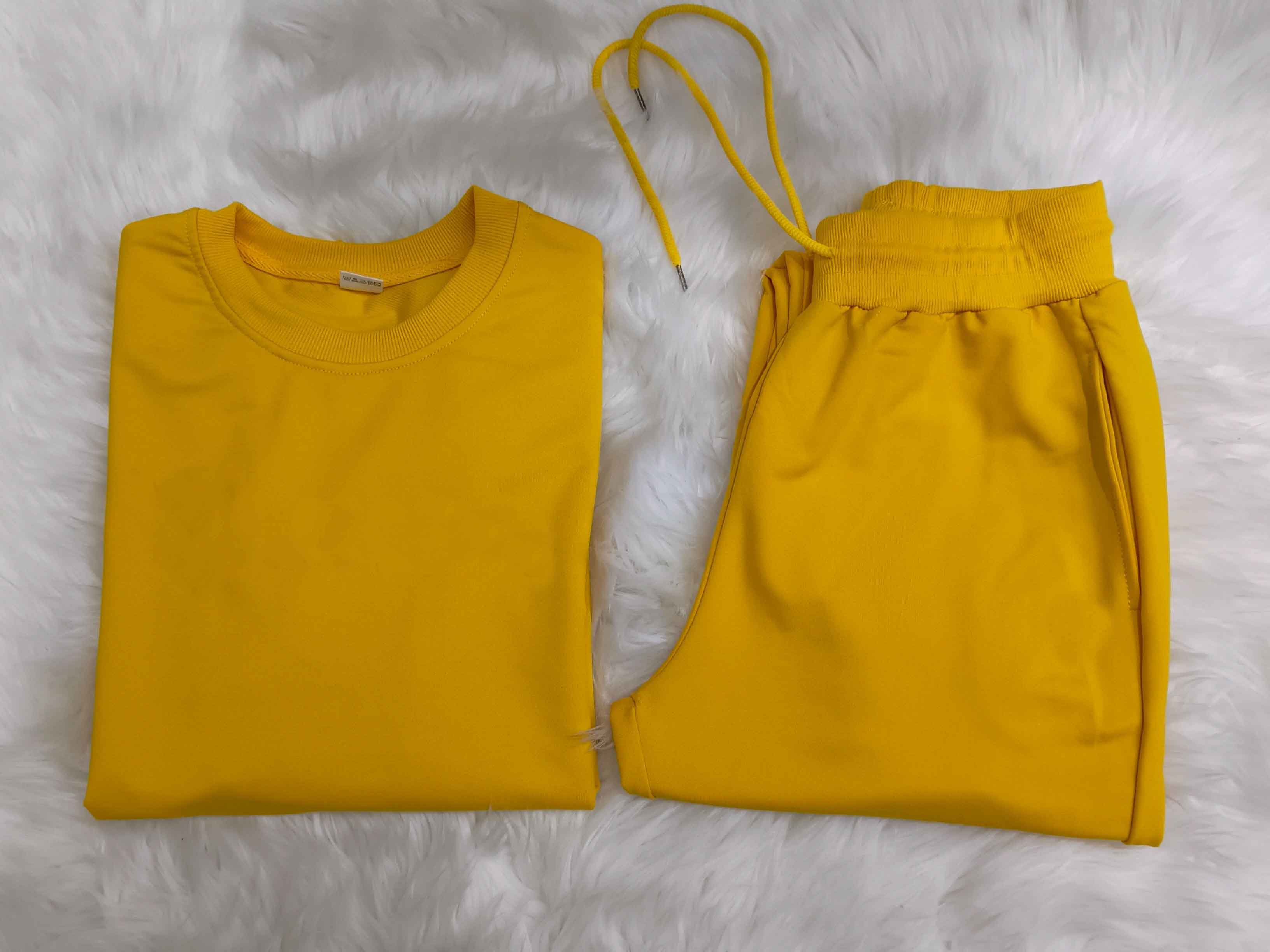 Women's Casual 2-Piece Outfit Set - Comfortable T-Shirt & Shorts Lounge Wear for Summer, Travel, and Home Relaxation
